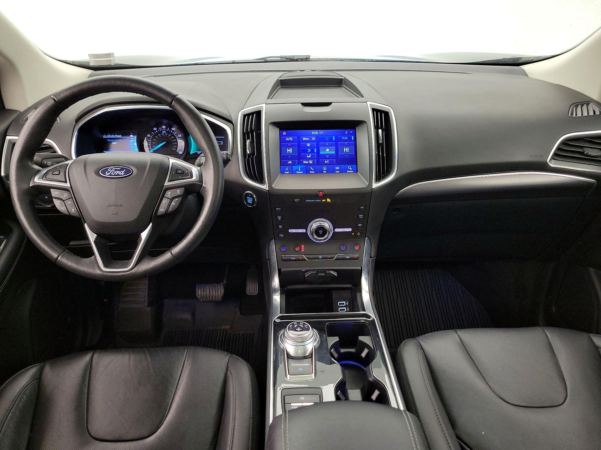 Thumbnail: 2020 Ford Edge - 9