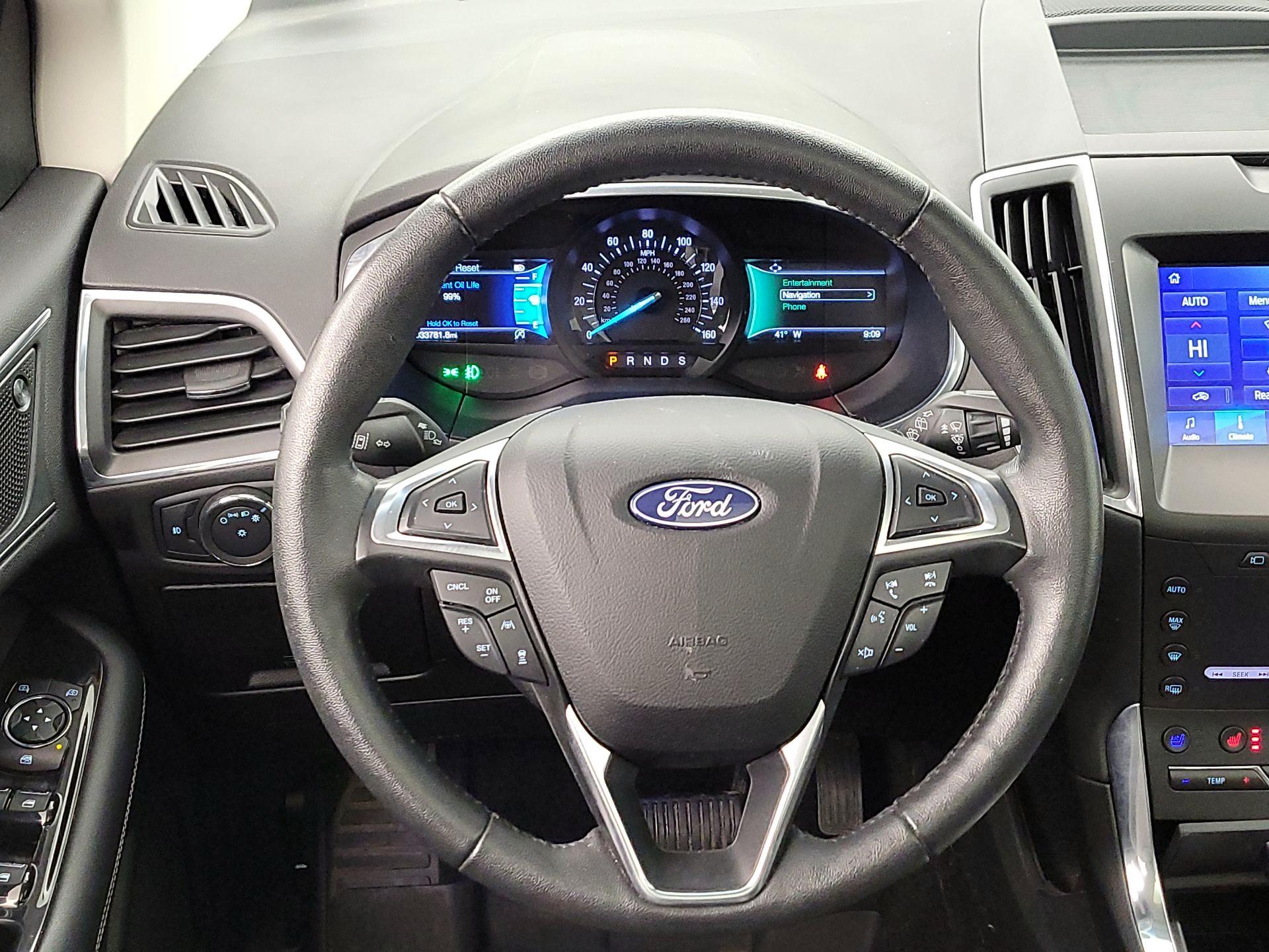 Thumbnail: 2020 Ford Edge - 10