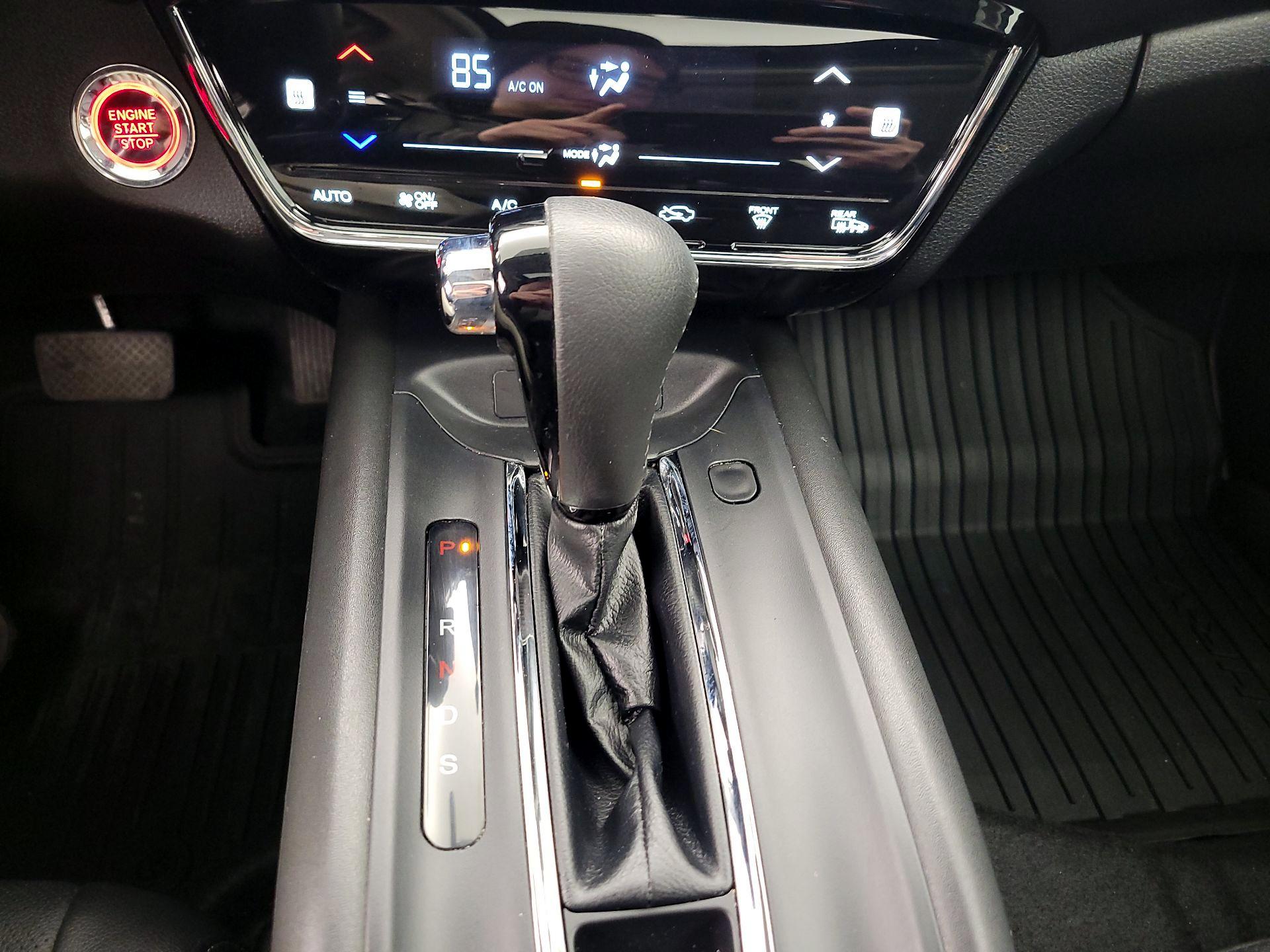 Thumbnail: 2021 Honda HR-V - 17