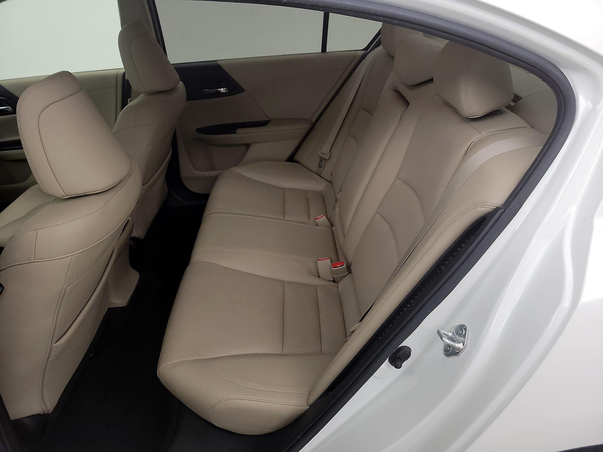 Thumbnail: 2017 Honda Accord - 20