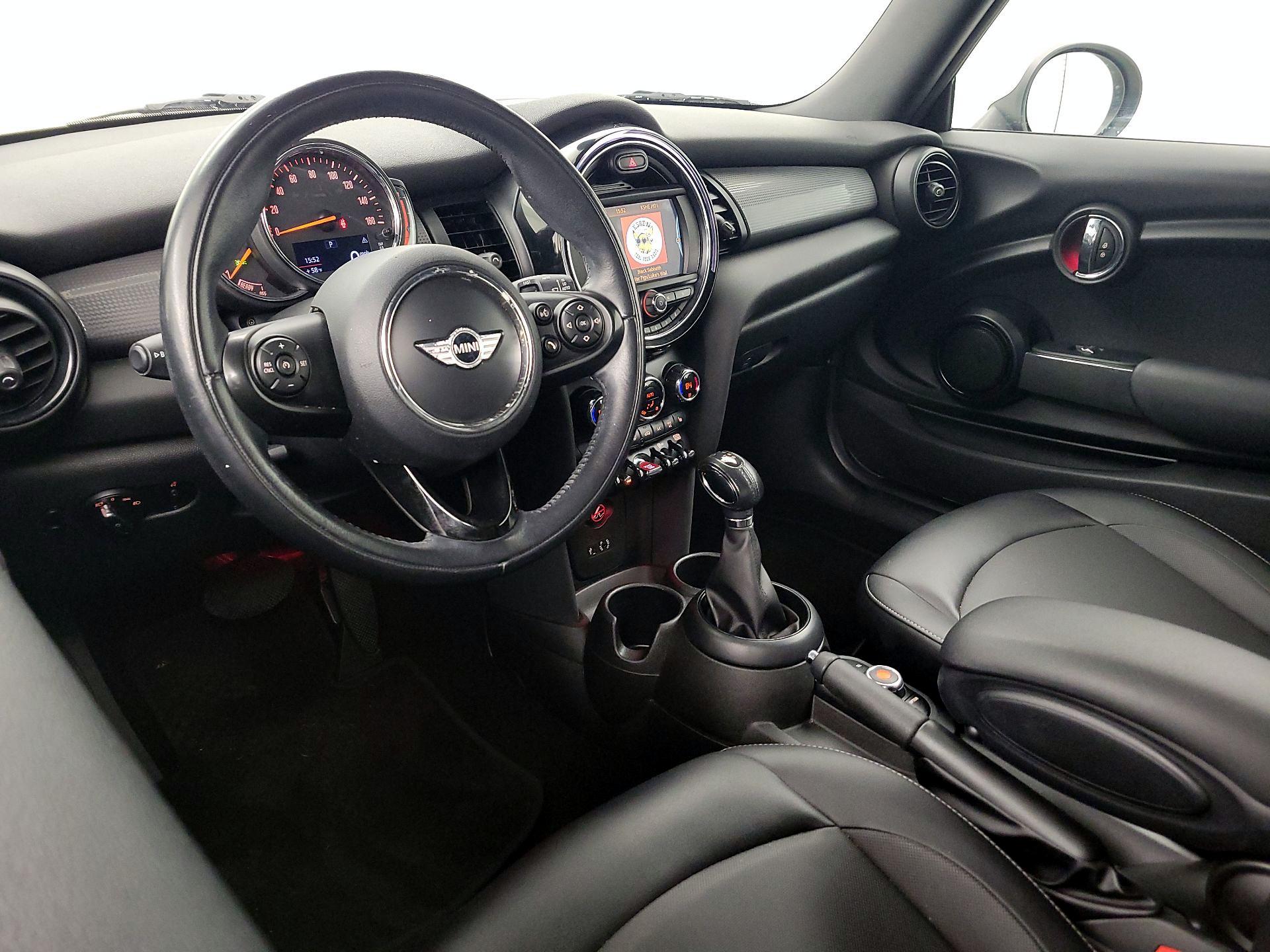 Thumbnail: 2018 MINI Cooper - 9