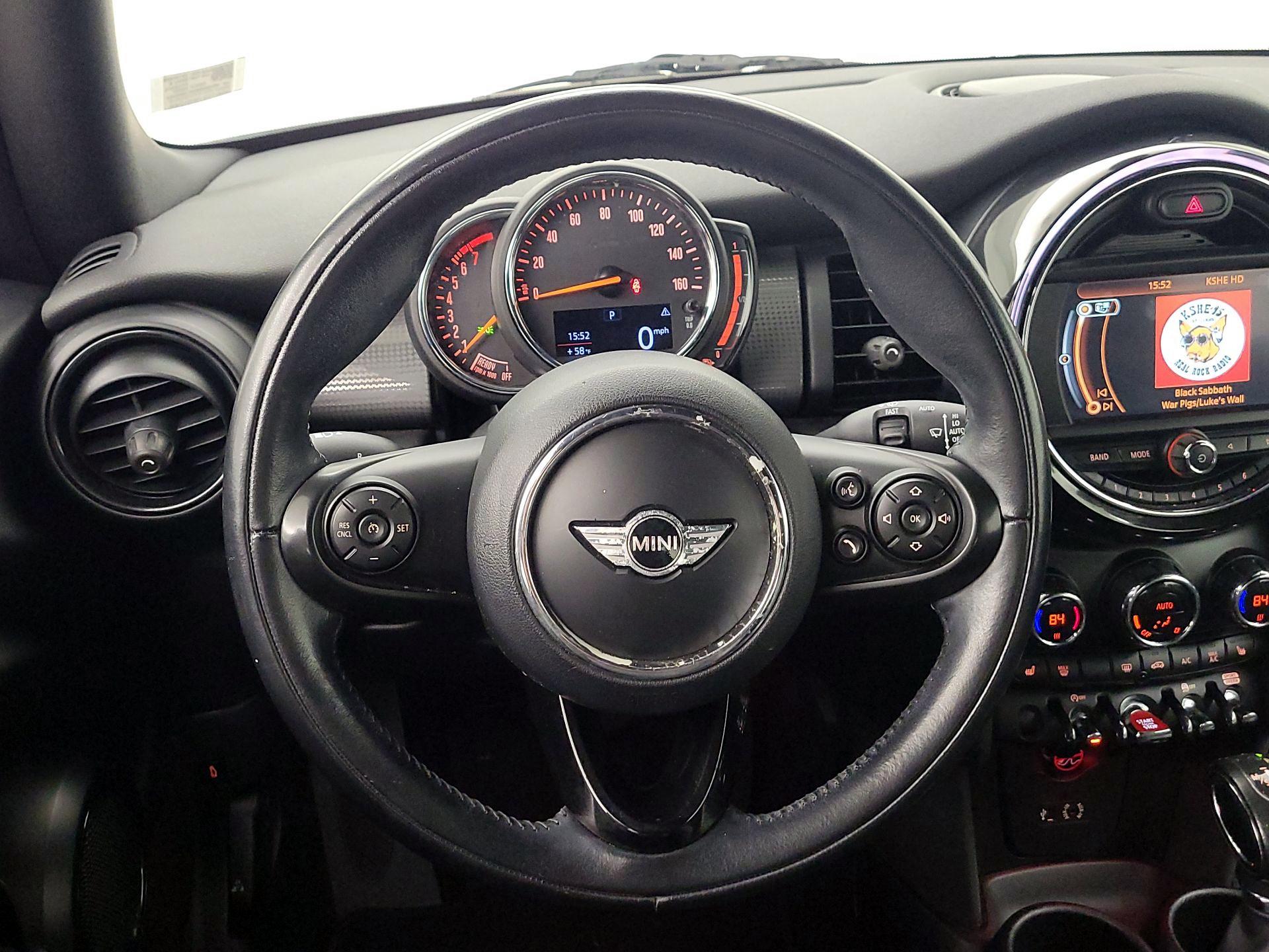 Thumbnail: 2018 MINI Cooper - 10