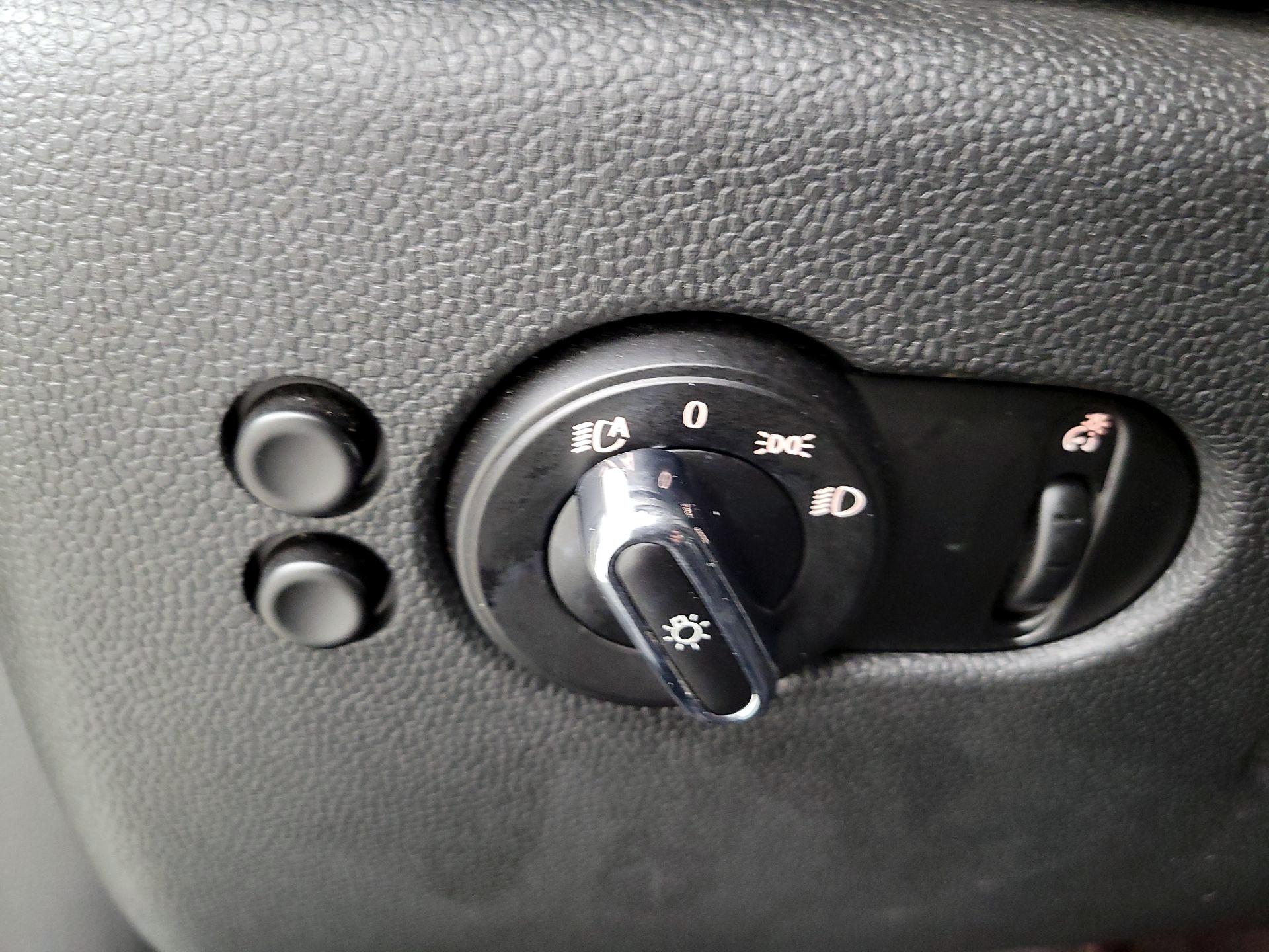 Thumbnail: 2018 MINI Cooper - 13