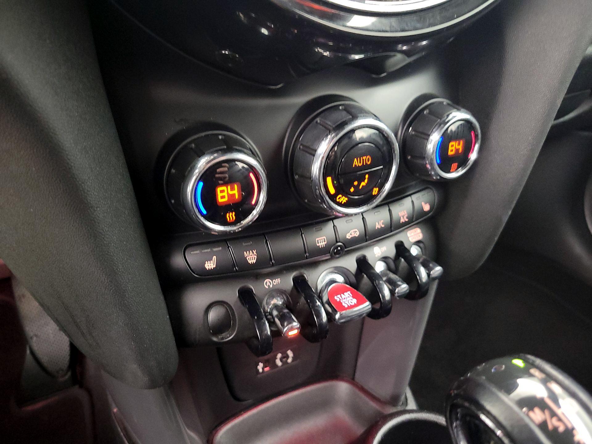 Thumbnail: 2018 MINI Cooper - 16