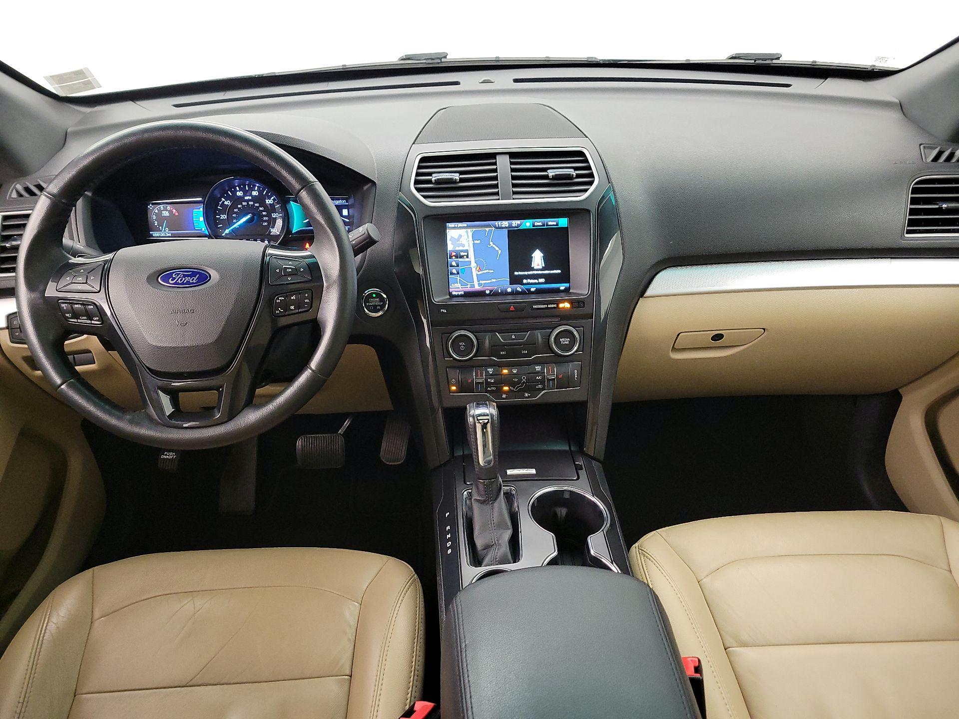 Thumbnail: 2016 Ford Explorer - 9