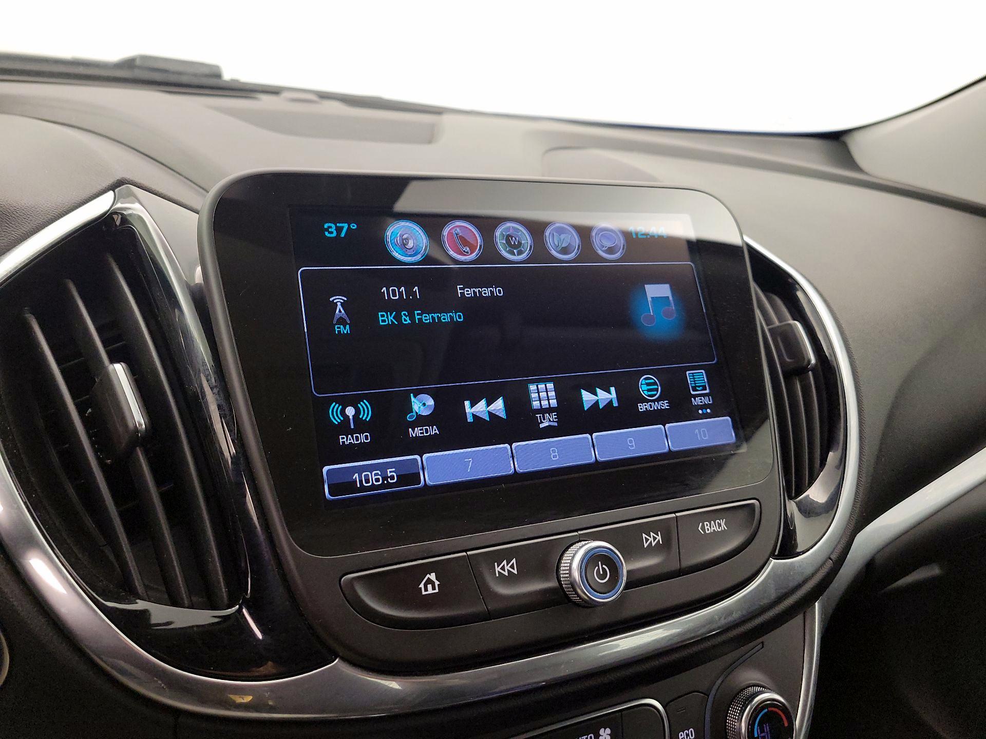 Thumbnail: 2017 Chevrolet Volt - 15