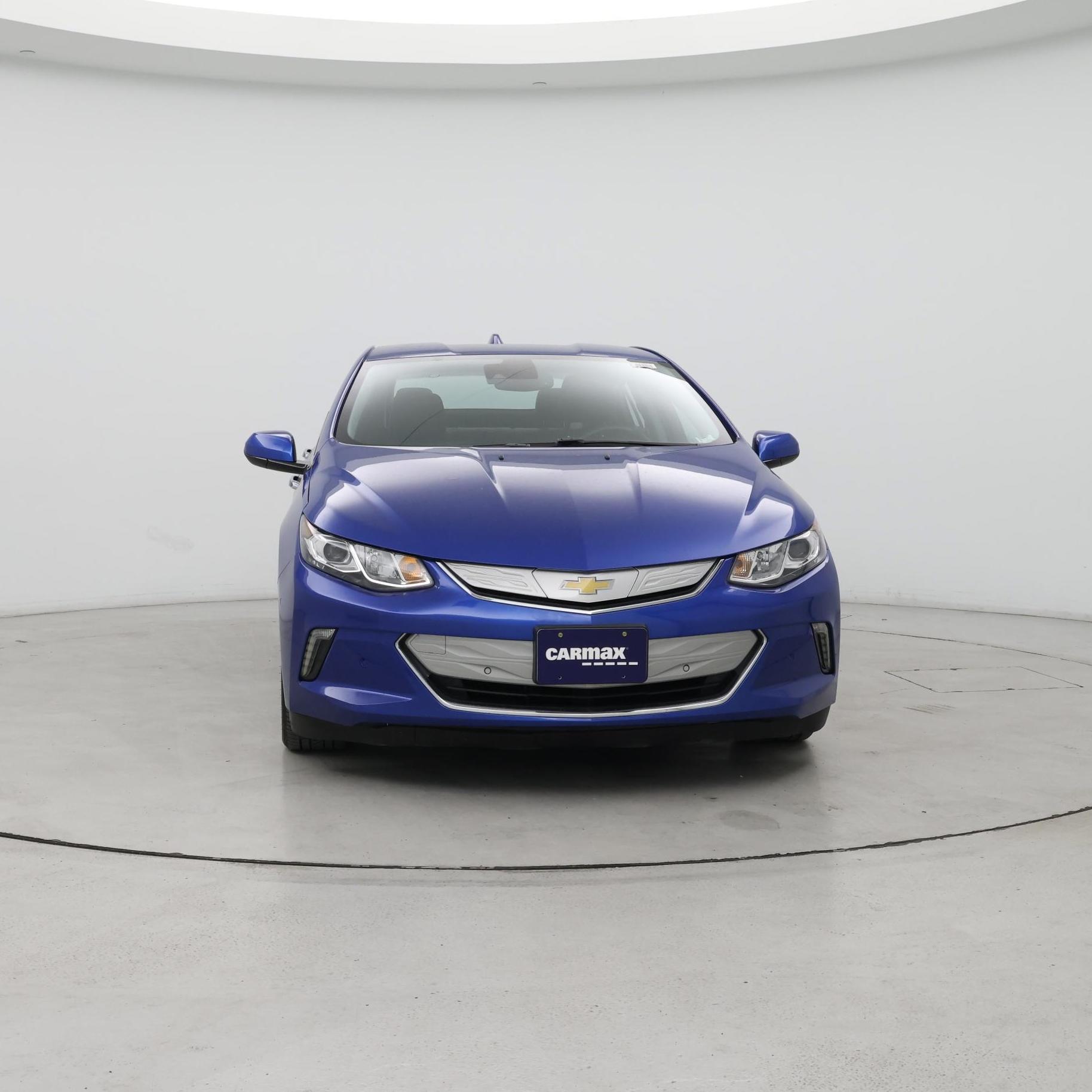 Thumbnail: 2017 Chevrolet Volt - 5