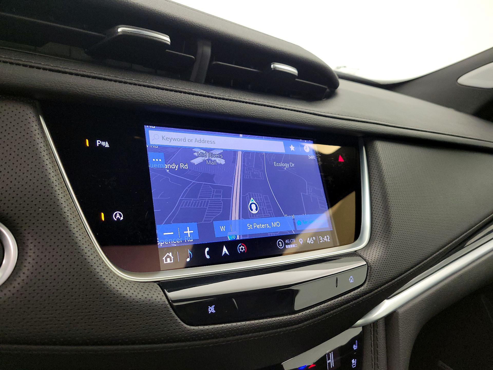 Thumbnail: 2024 Cadillac XT5 - 14