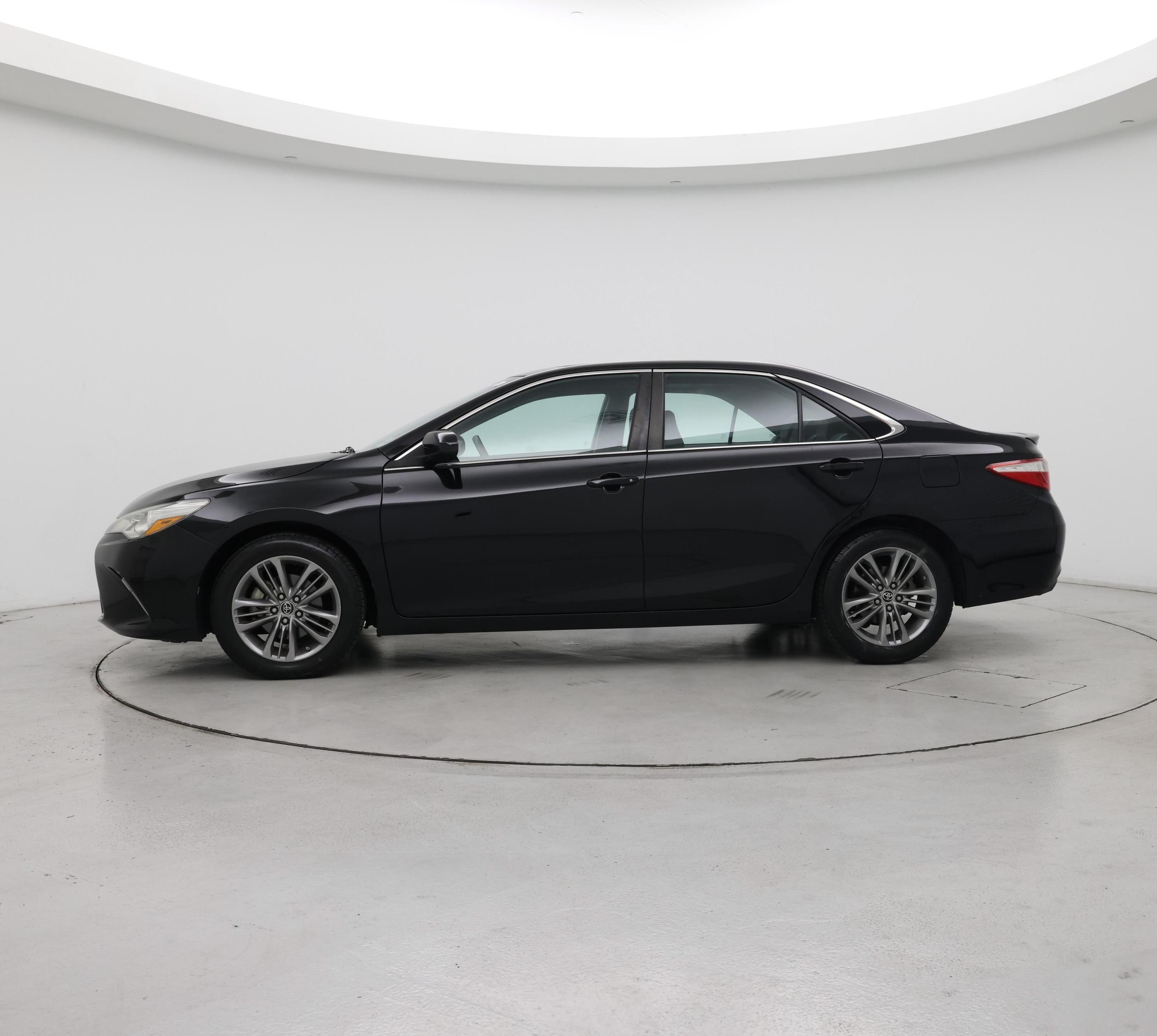 Thumbnail: 2015 Toyota Camry - 3