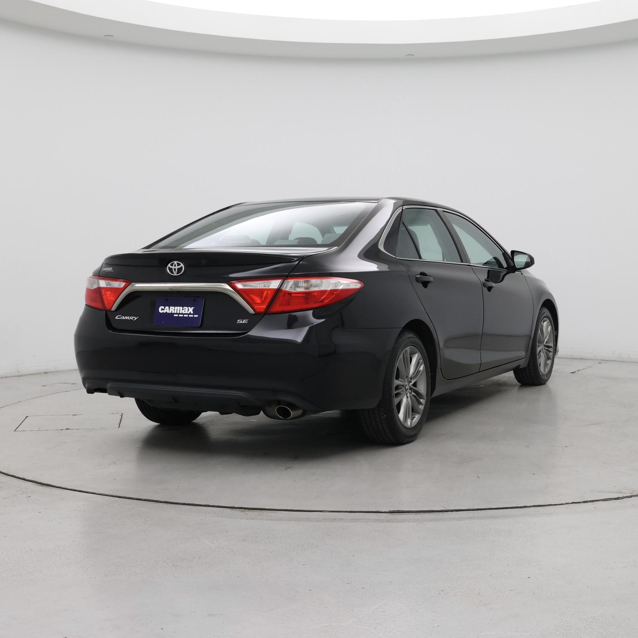 Thumbnail: 2015 Toyota Camry - 8