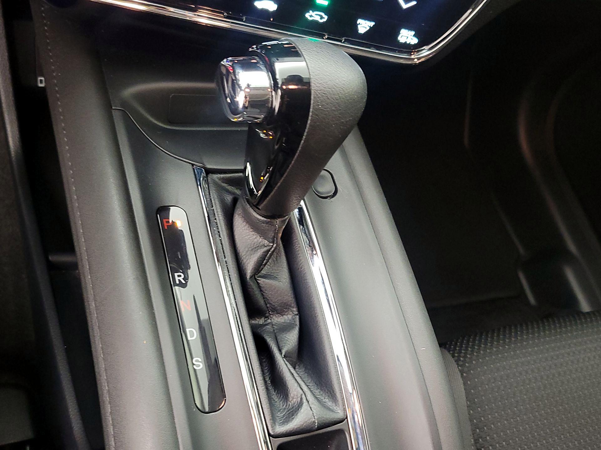 Thumbnail: 2021 Honda HR-V - 17