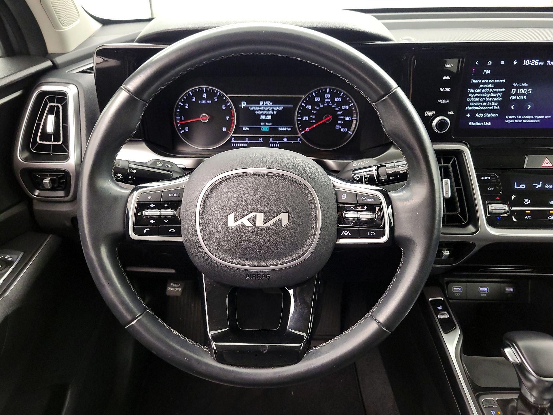 Thumbnail: 2022 Kia Sorento - 10
