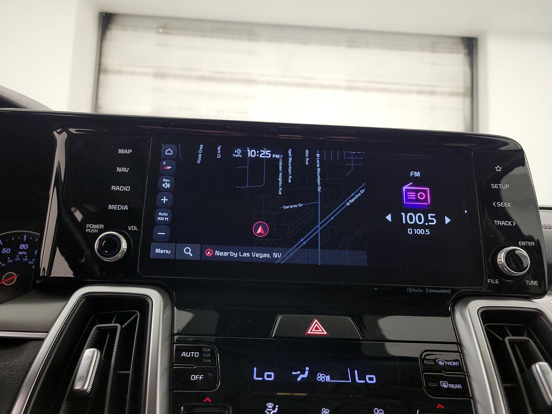 Thumbnail: 2022 Kia Sorento - 14