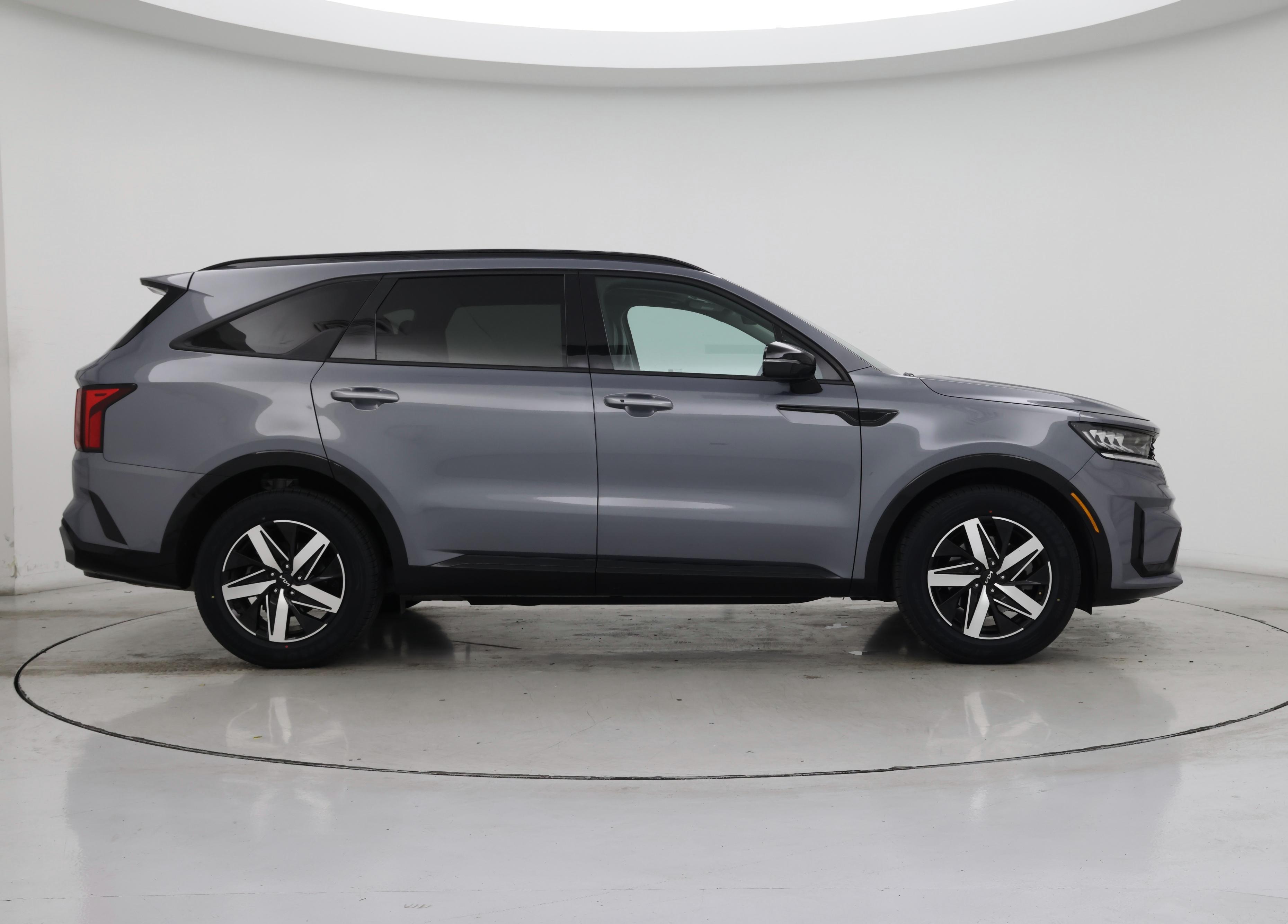 Thumbnail: 2022 Kia Sorento - 7