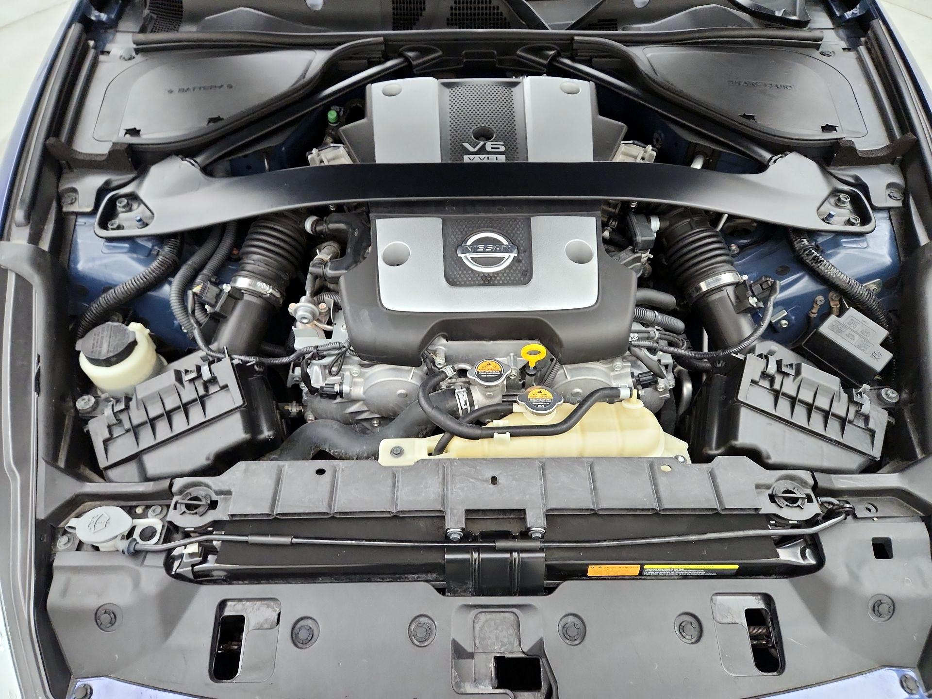 Thumbnail: 2016 Nissan Z - 19