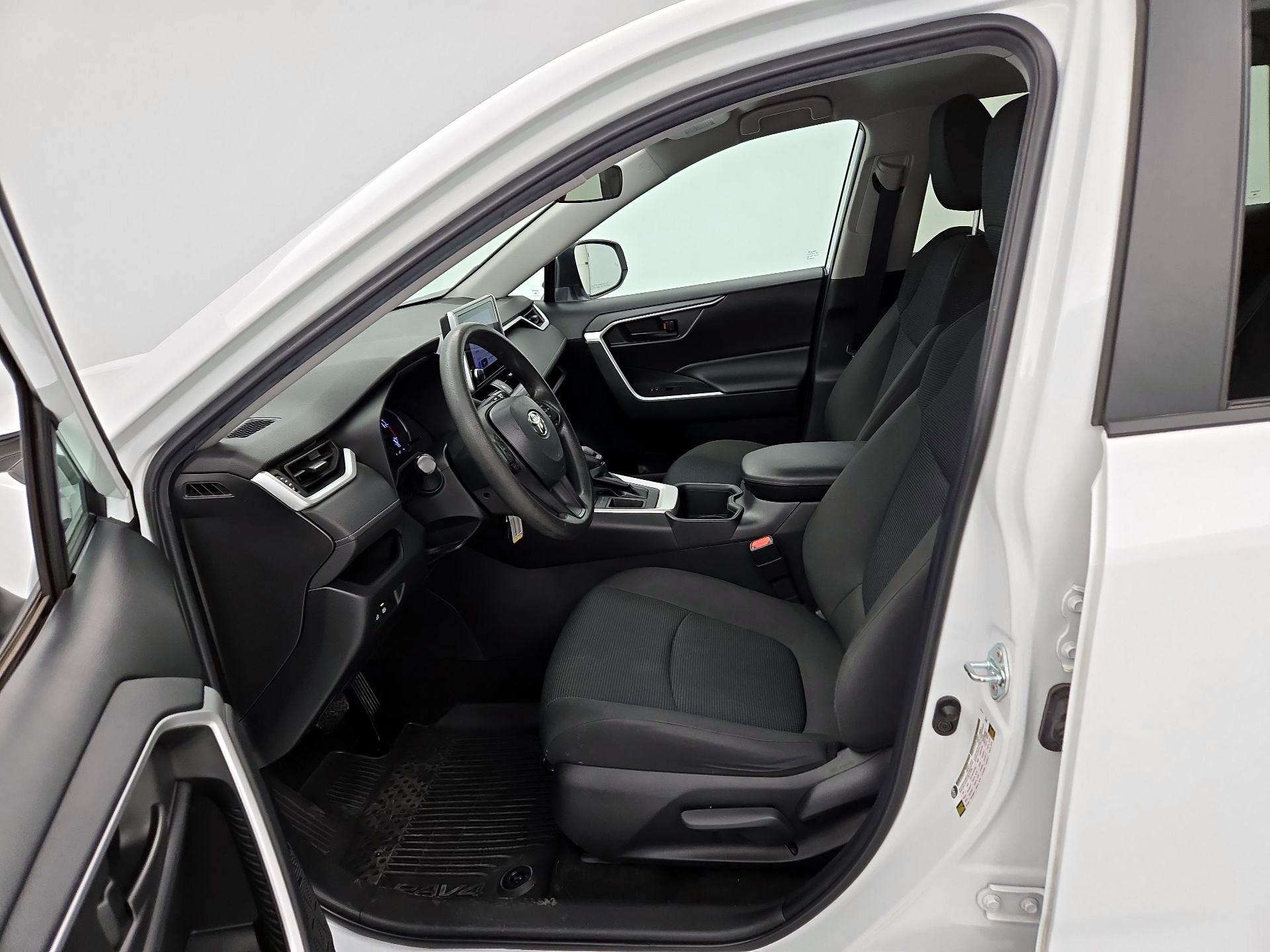 Thumbnail: 2023 Toyota RAV4 - 11