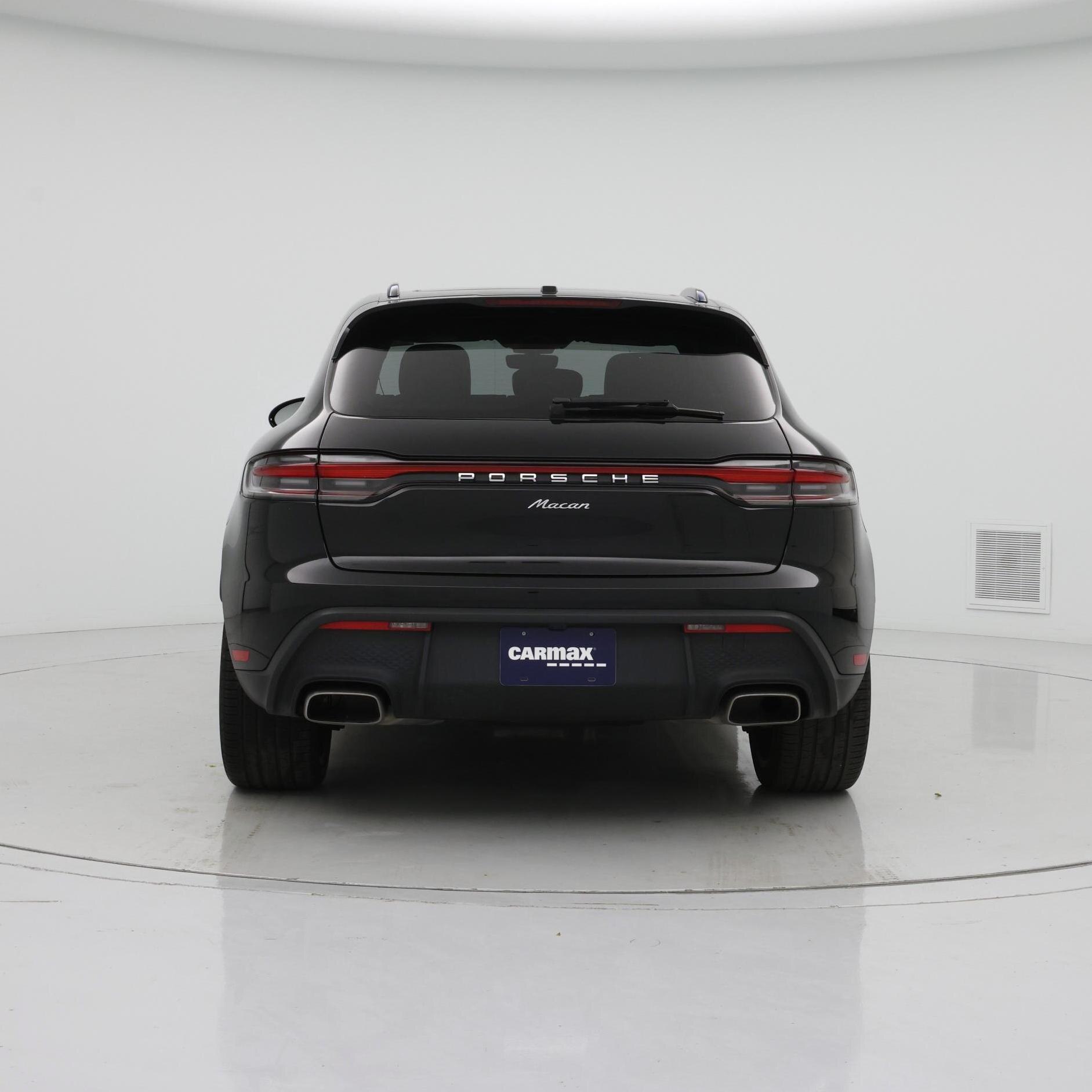Thumbnail: 2023 Porsche Macan - 6