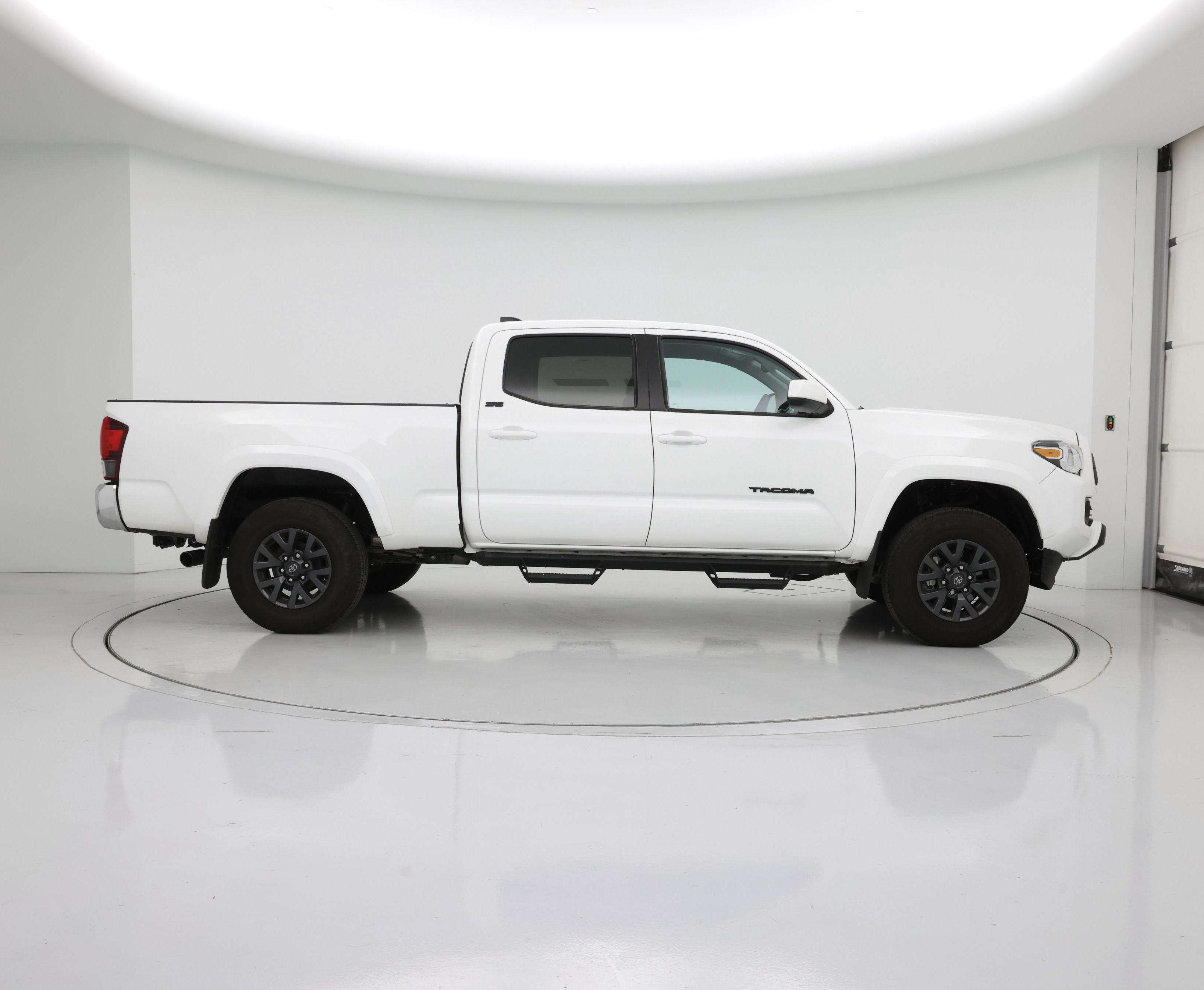 Thumbnail: 2023 Toyota Tacoma - 7