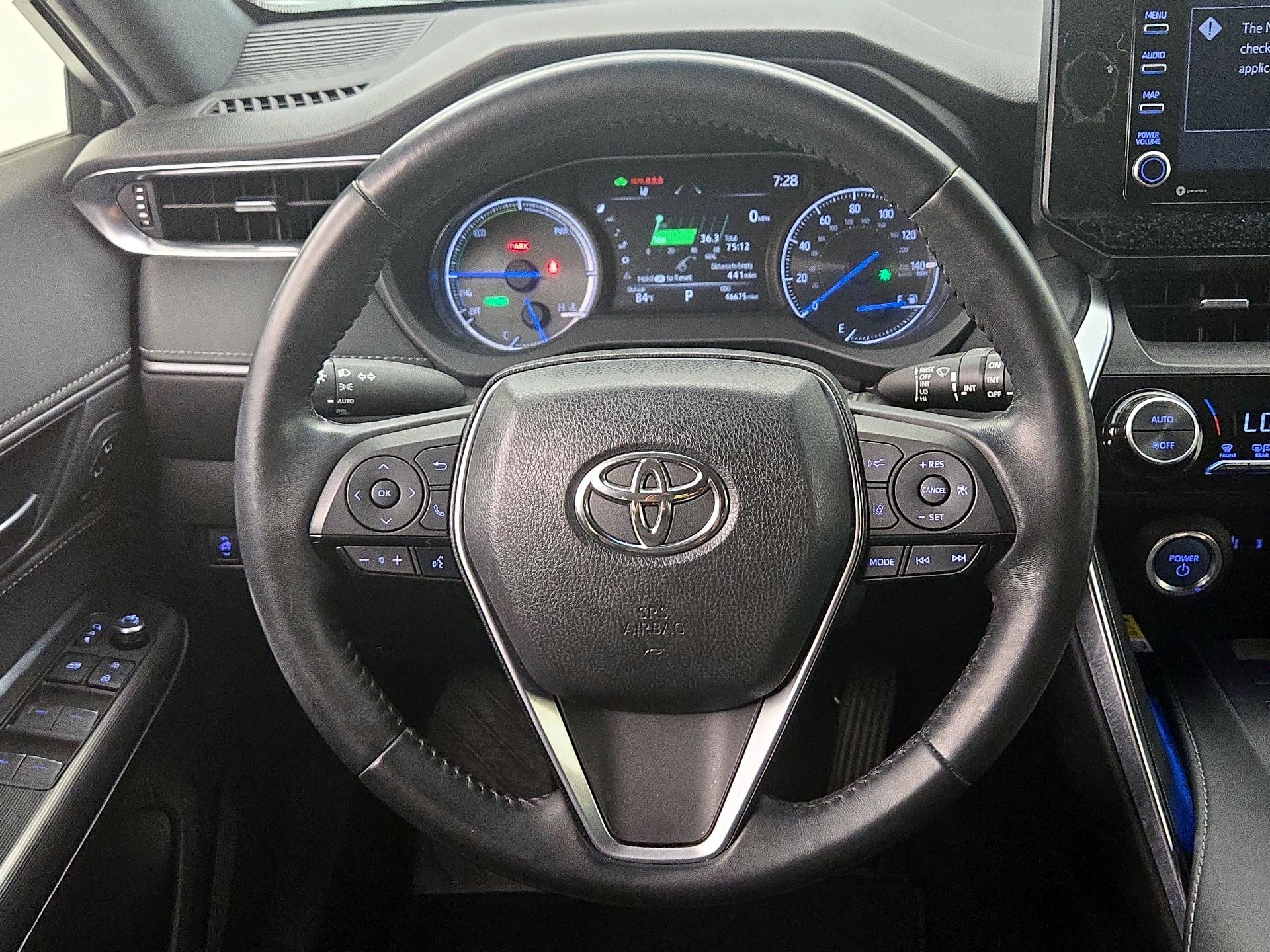 Thumbnail: 2021 Toyota Venza - 10