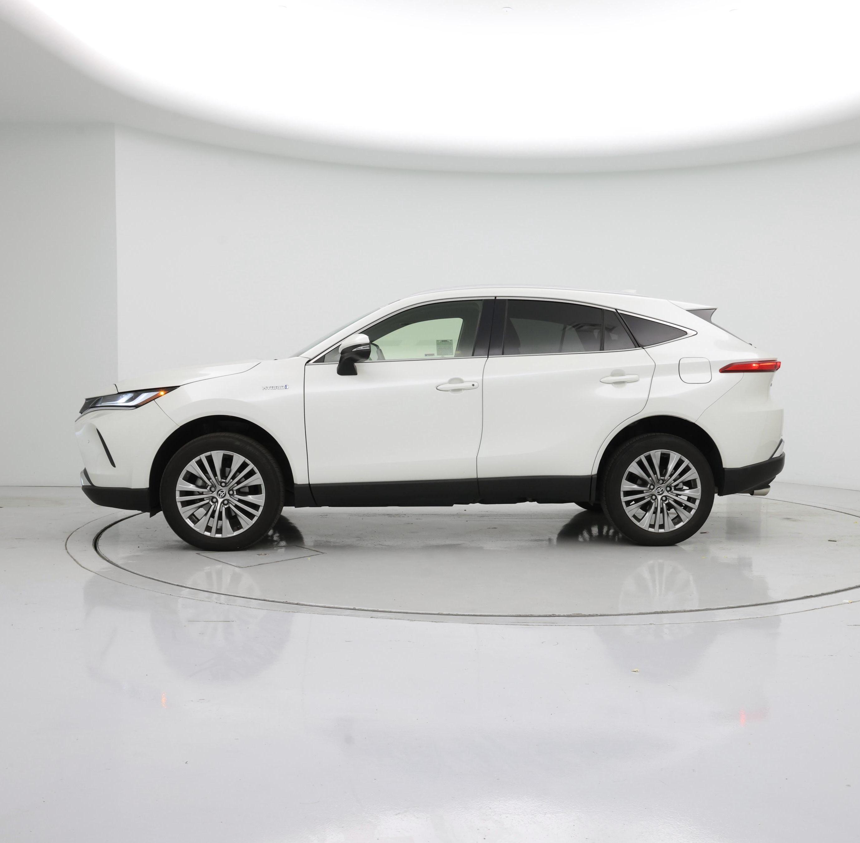 Thumbnail: 2021 Toyota Venza - 3
