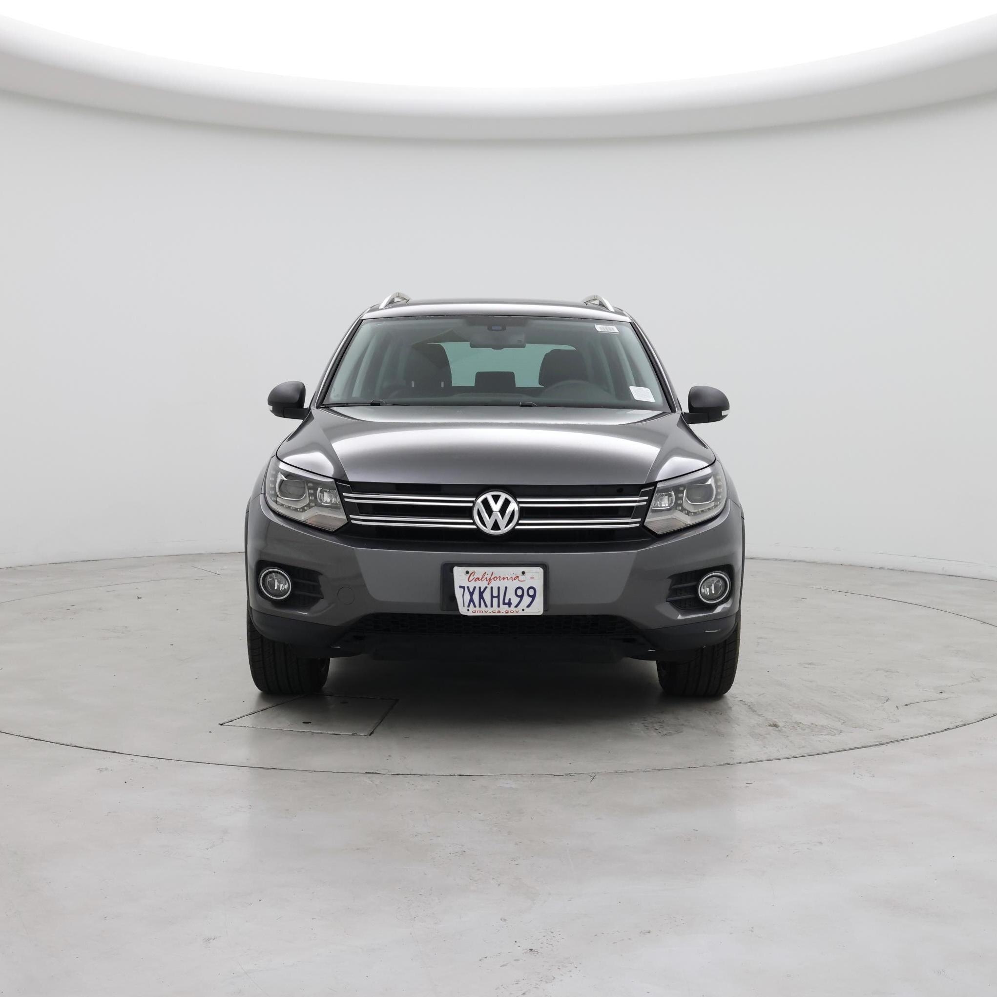 Thumbnail: 2016 Volkswagen Tiguan - 5