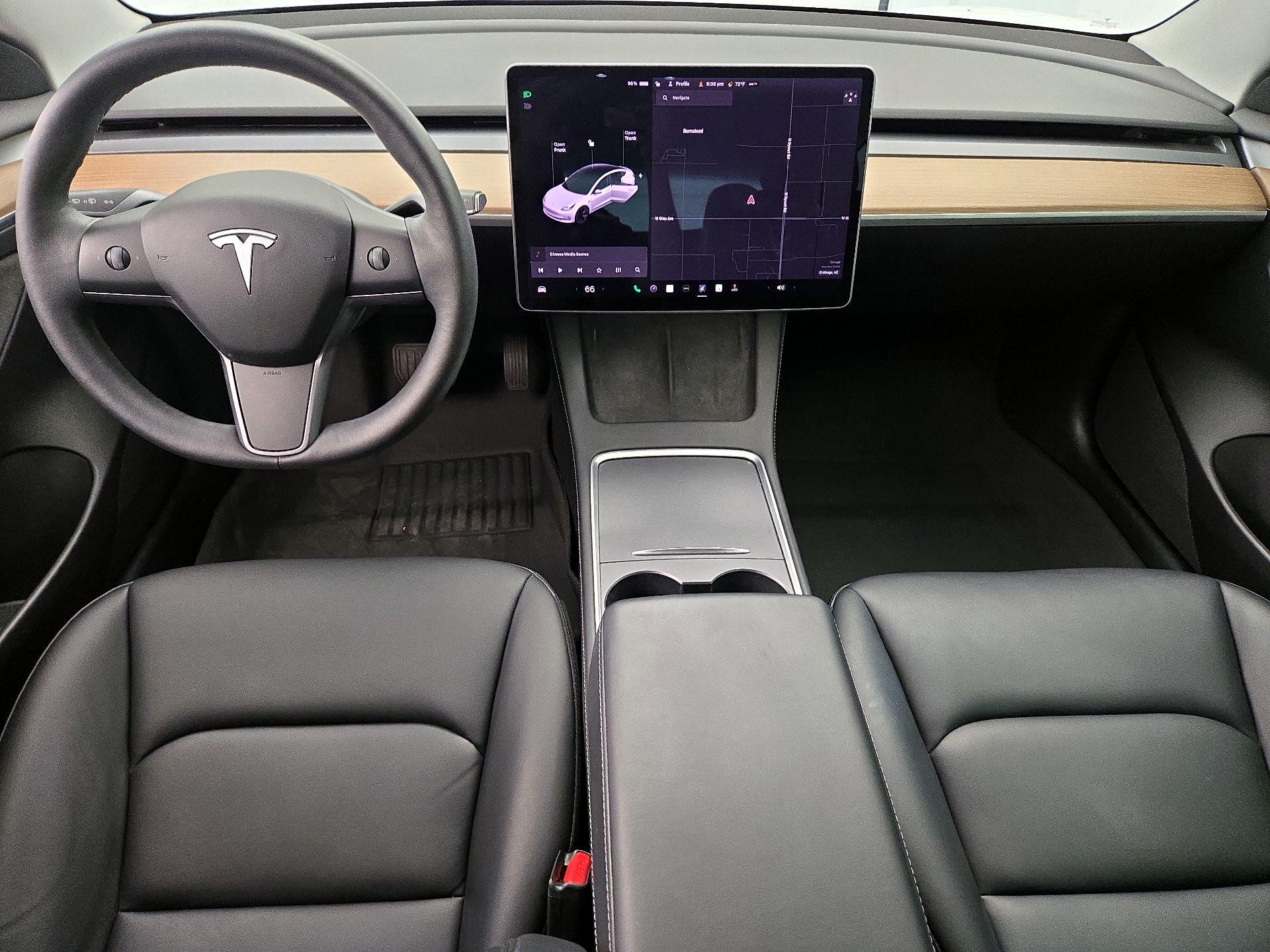 Thumbnail: 2022 Tesla Model 3 - 9