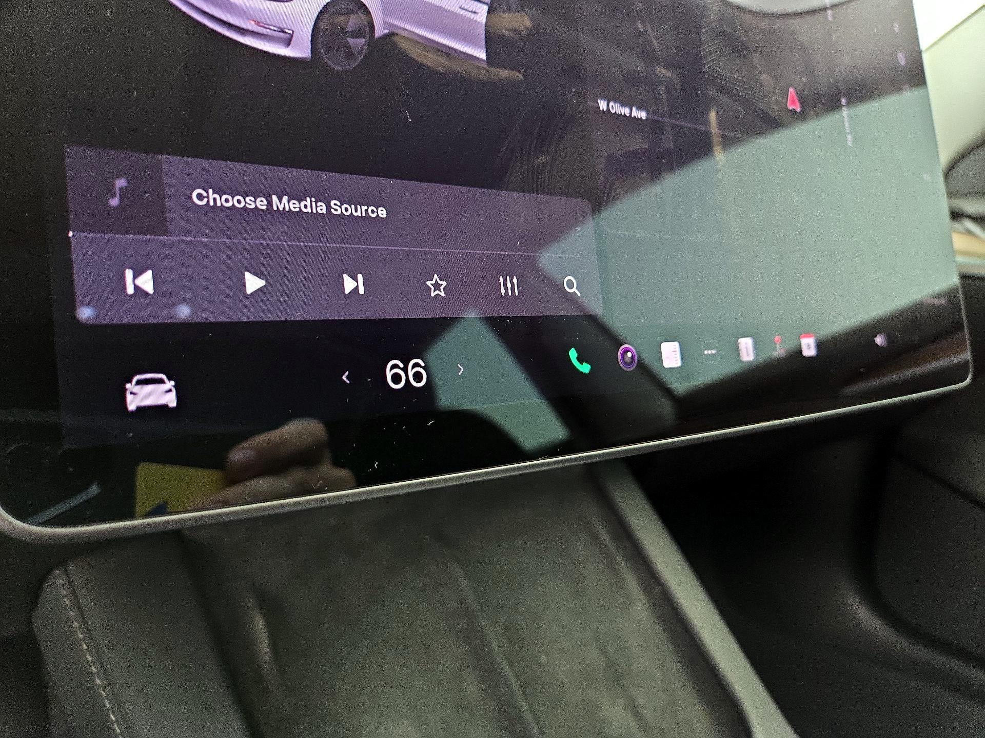 Thumbnail: 2022 Tesla Model 3 - 16