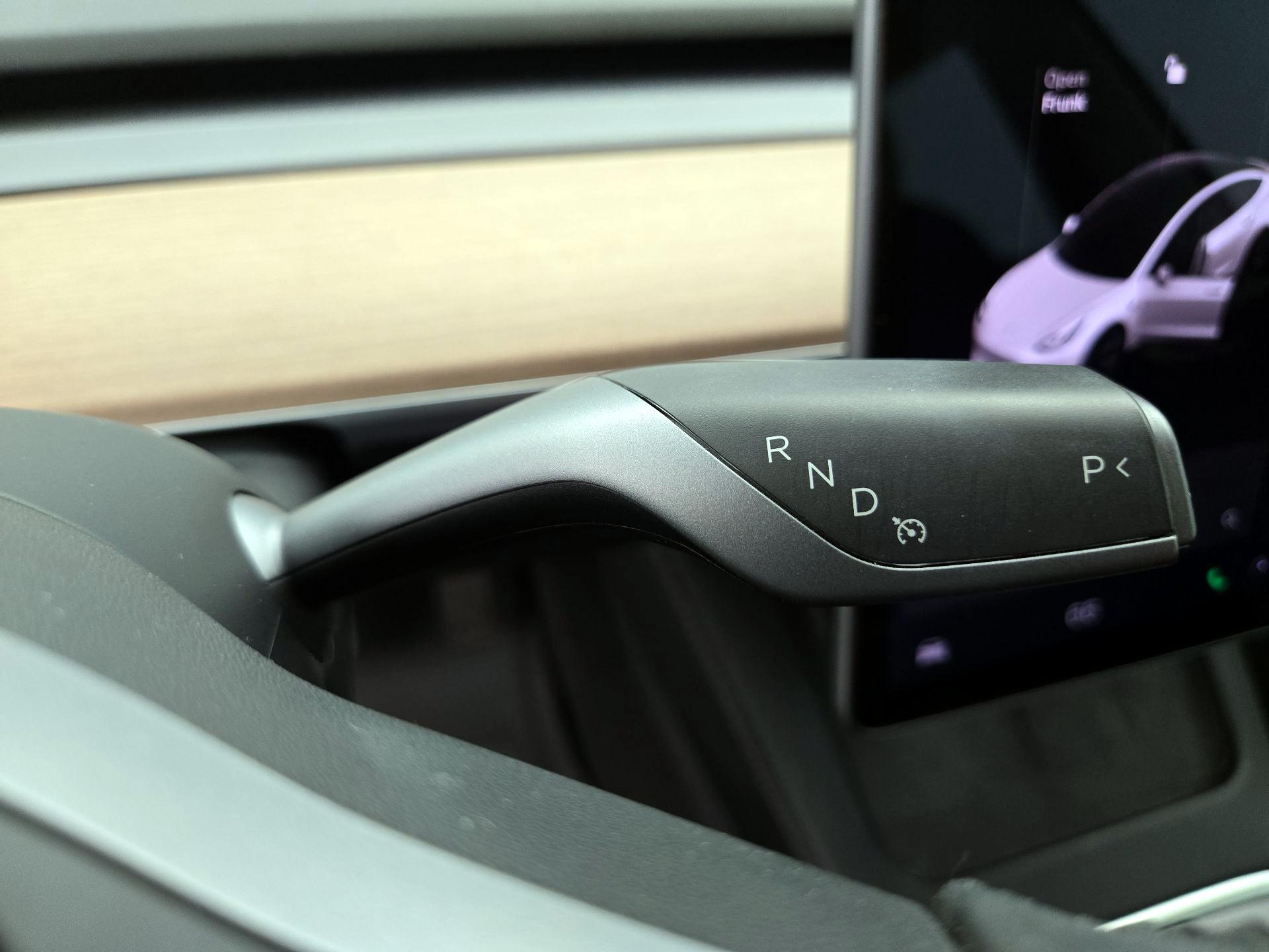 Thumbnail: 2022 Tesla Model 3 - 17