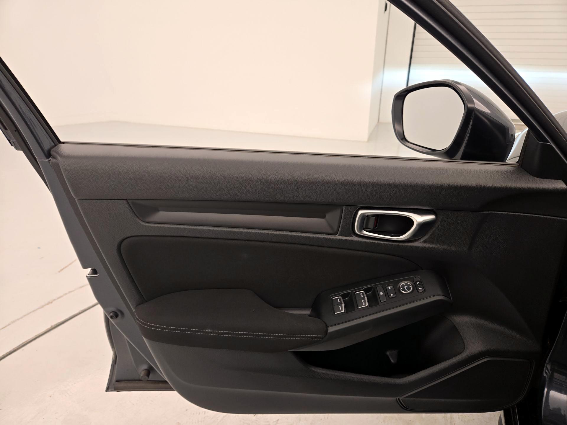 Thumbnail: 2024 Honda Civic - 12