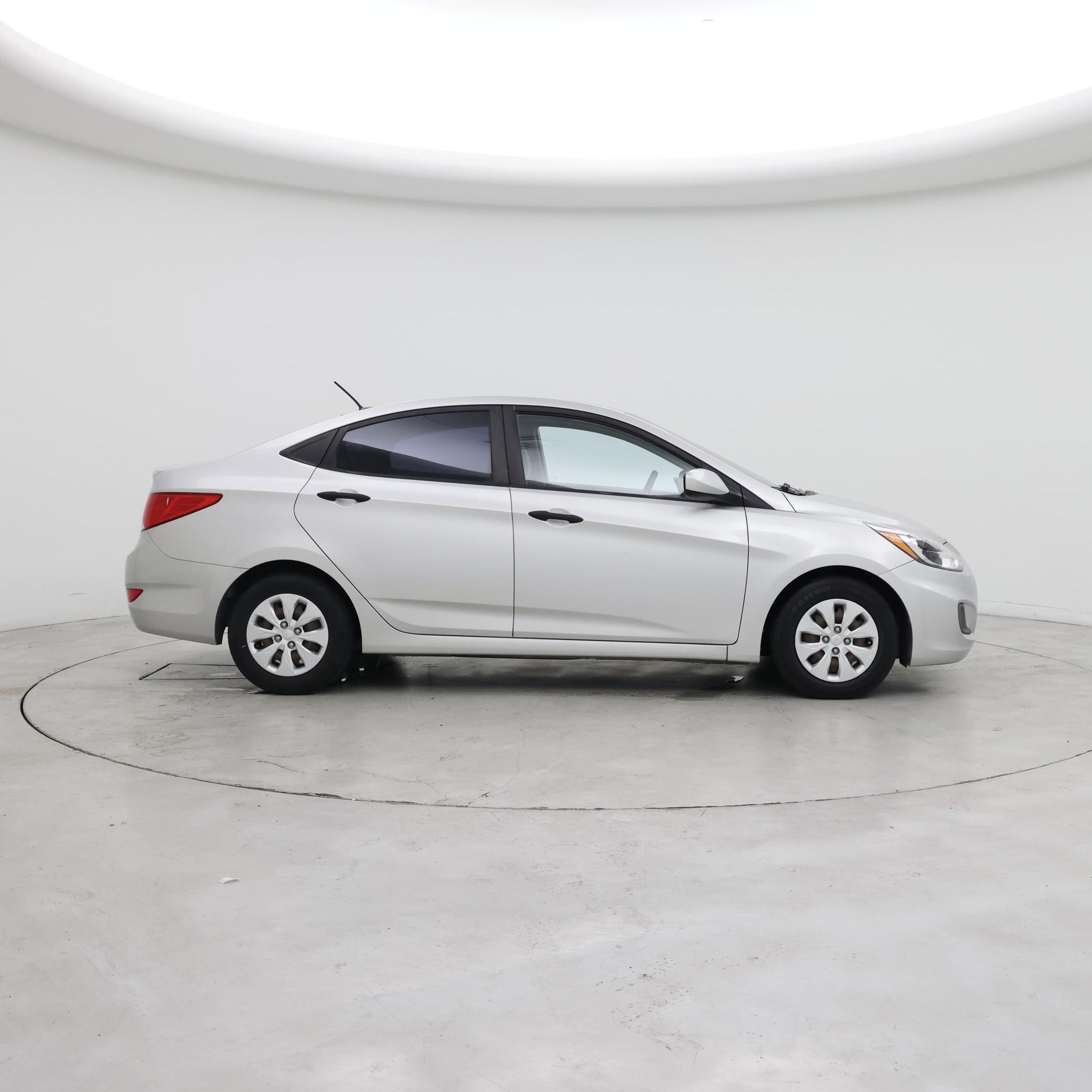 Thumbnail: 2015 Hyundai Accent - 7