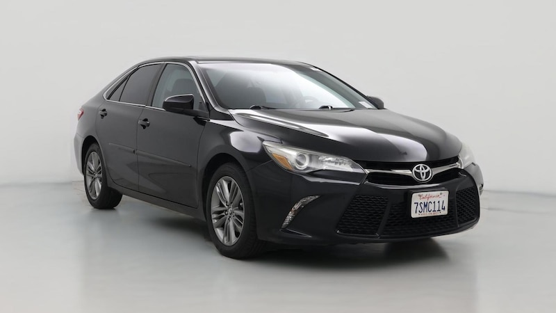 2016 Toyota Camry SE Hero Image