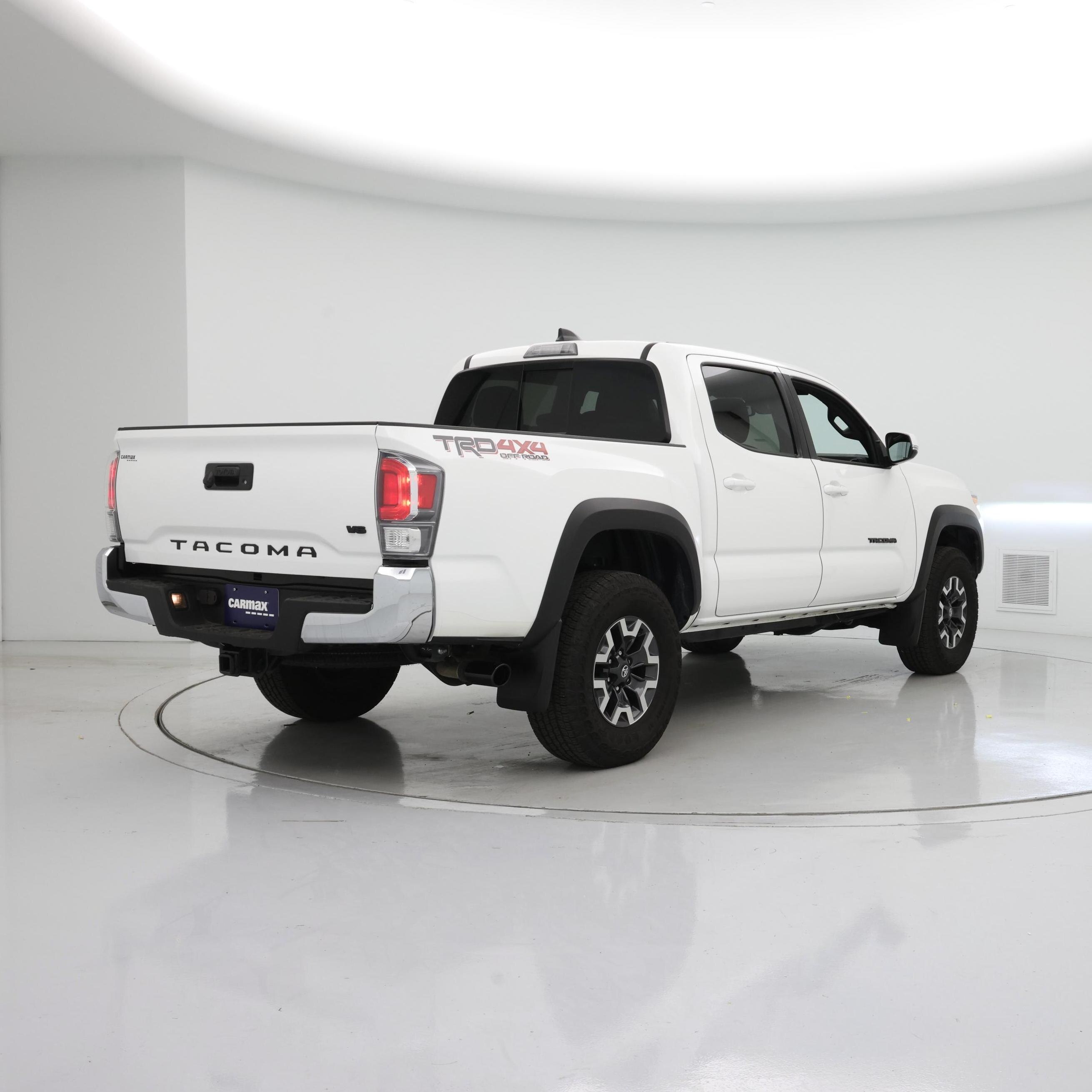 Thumbnail: 2023 Toyota Tacoma - 8