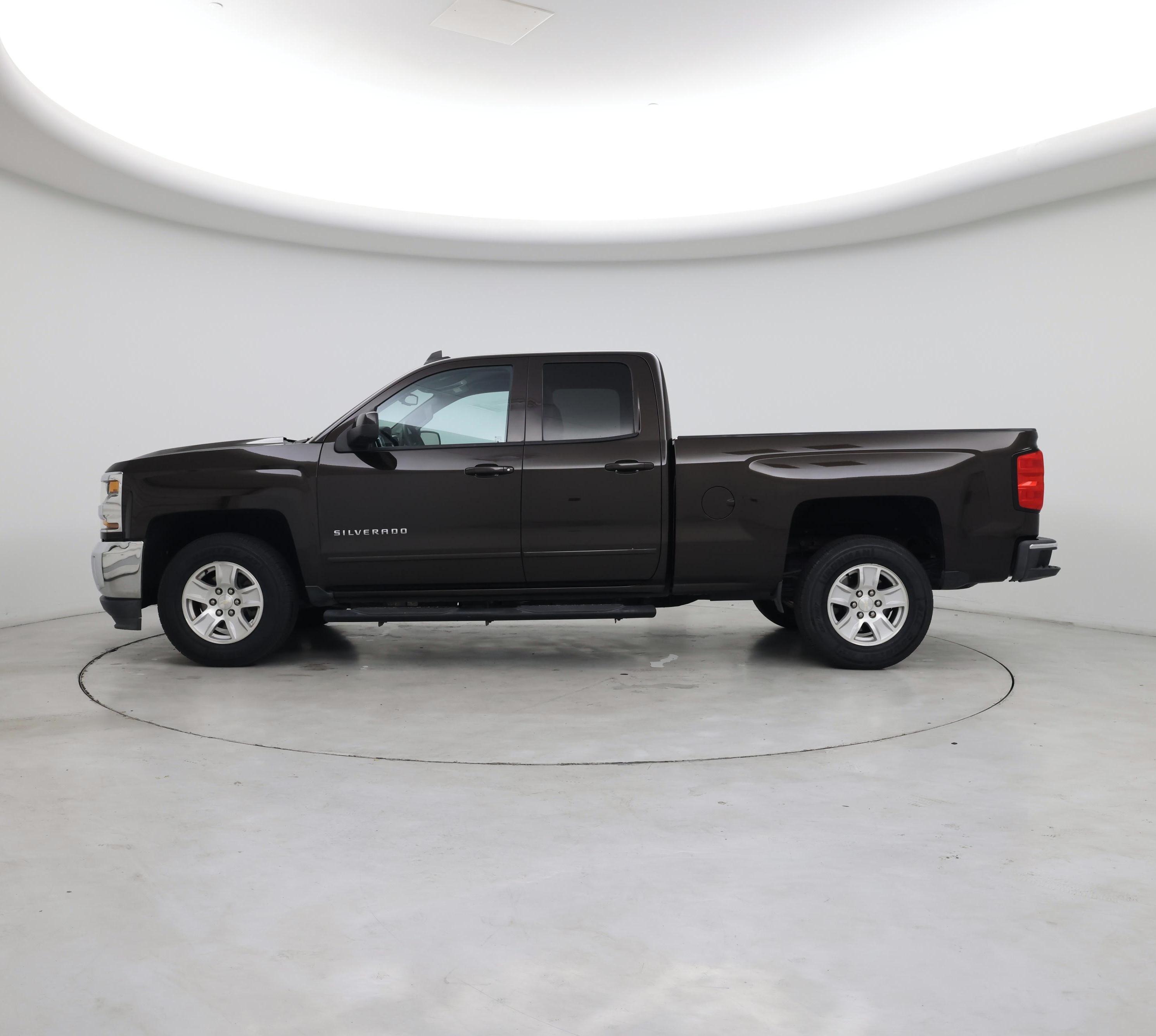 Thumbnail: 2018 Chevrolet Silverado 1500 - 3