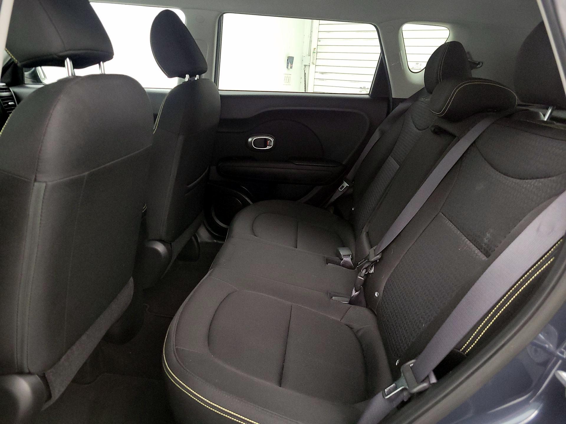 Thumbnail: 2016 Kia Soul - 19
