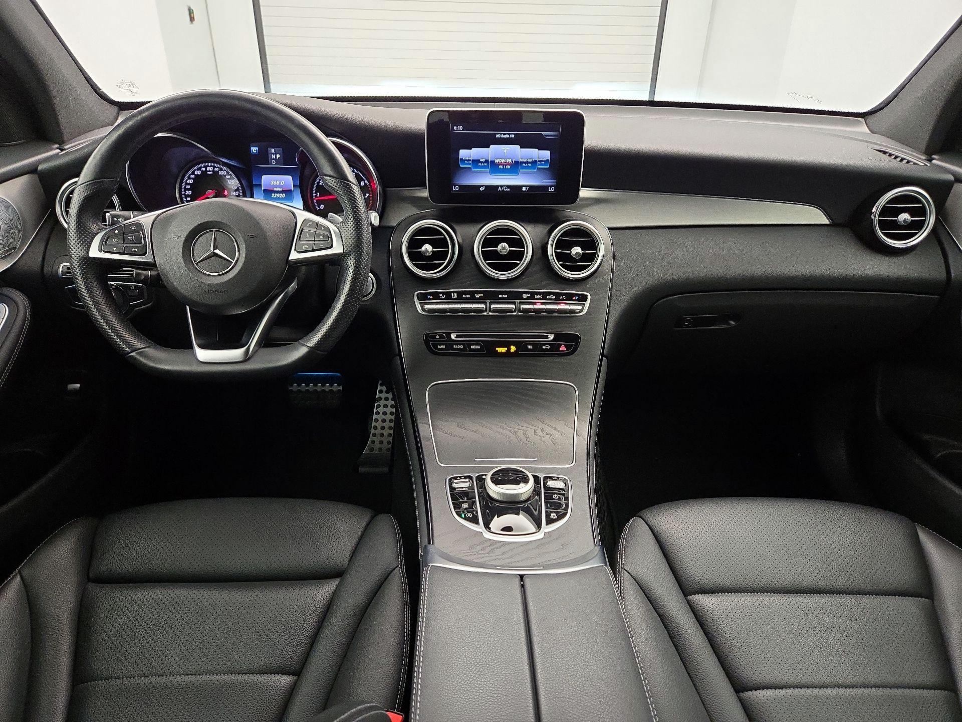 Thumbnail: 2019 Mercedes-Benz GLC - 9