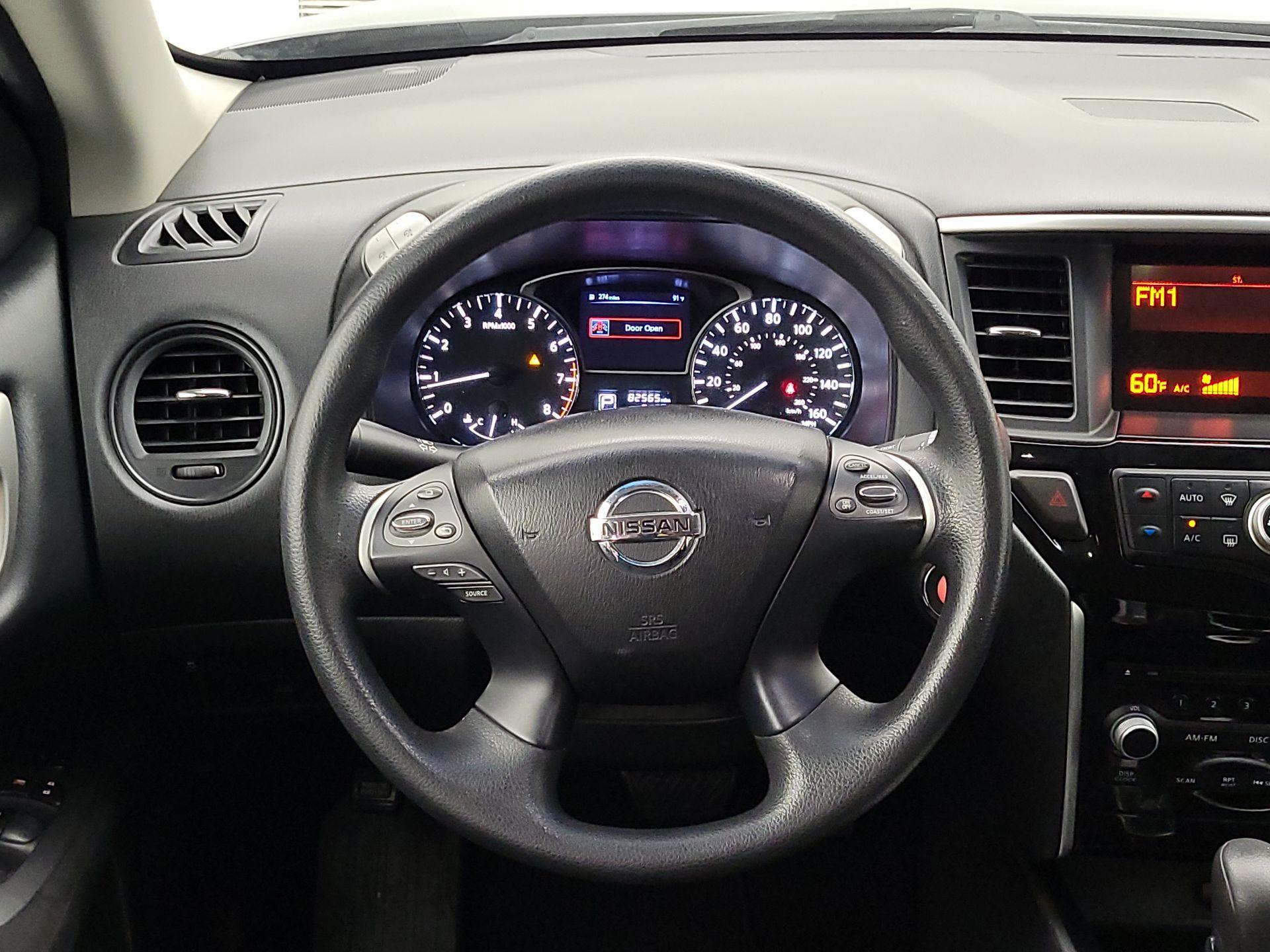 Thumbnail: 2014 Nissan Pathfinder - 10