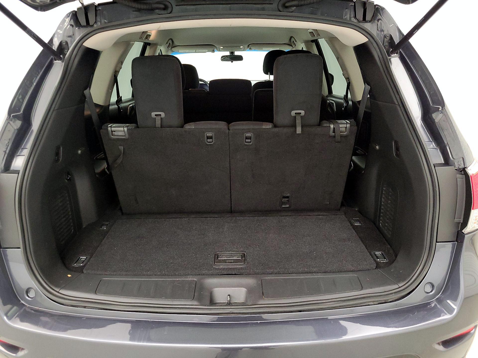 Thumbnail: 2014 Nissan Pathfinder - 18