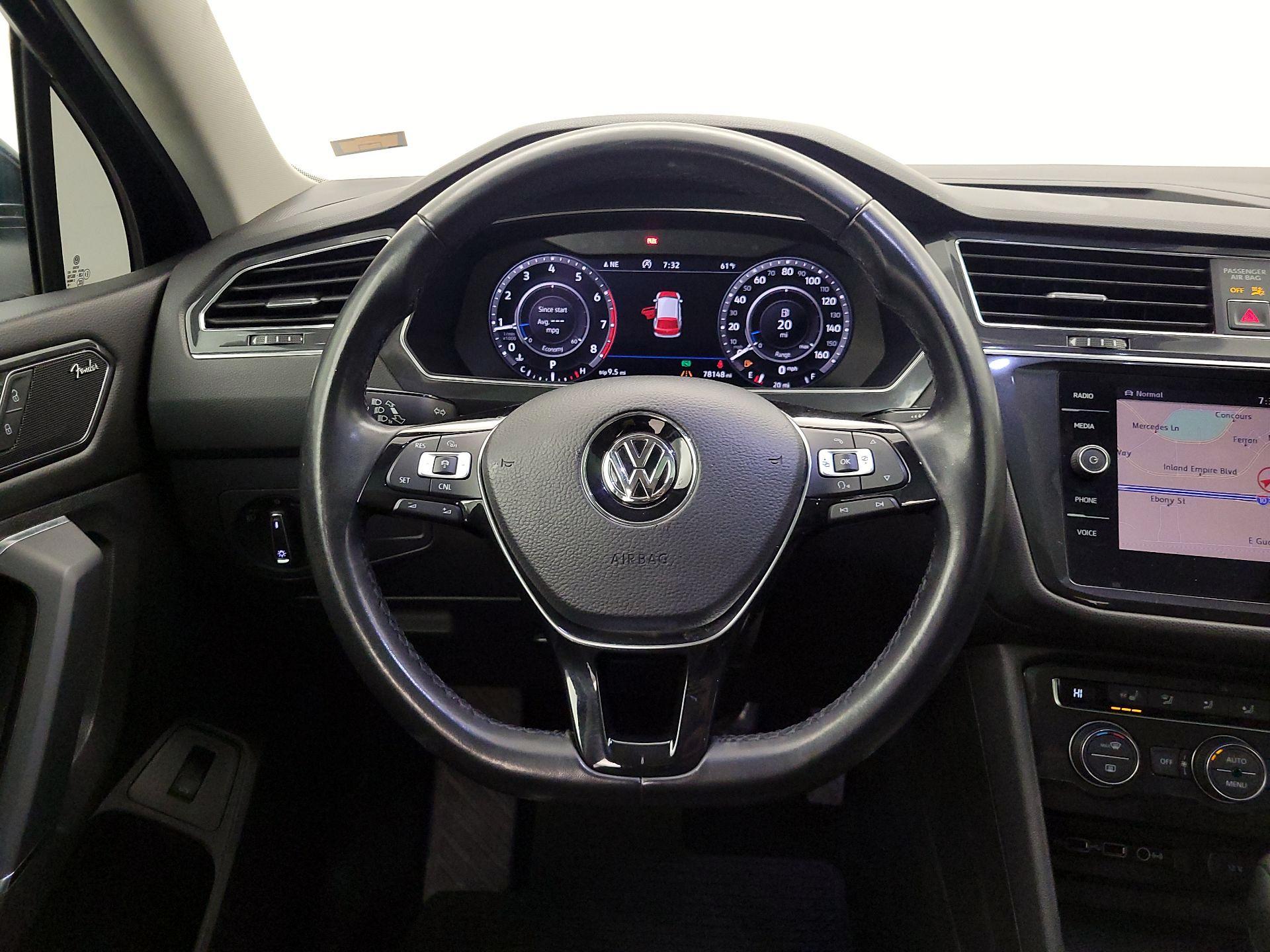 Thumbnail: 2018 Volkswagen Tiguan - 10