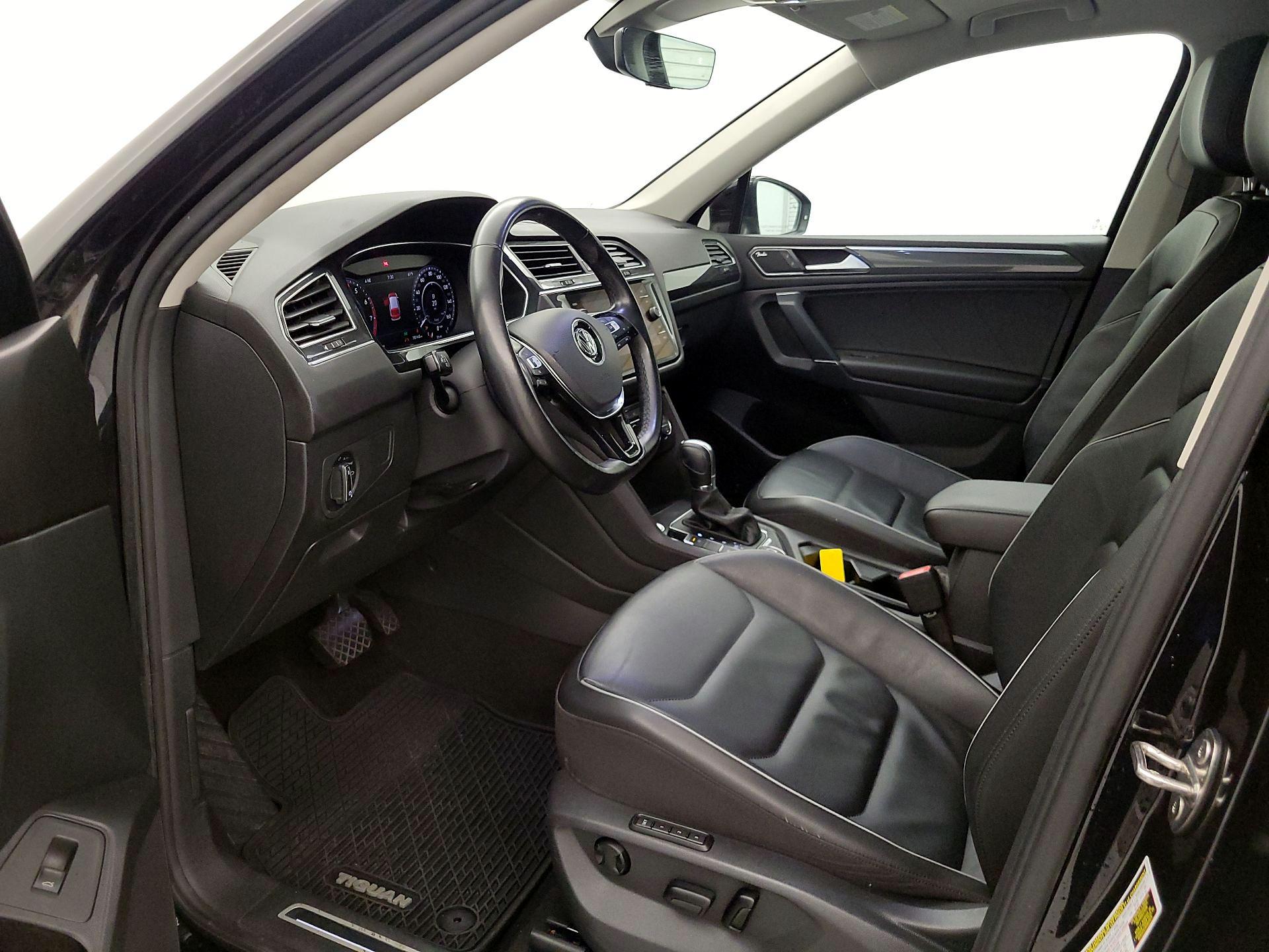 Thumbnail: 2018 Volkswagen Tiguan - 11