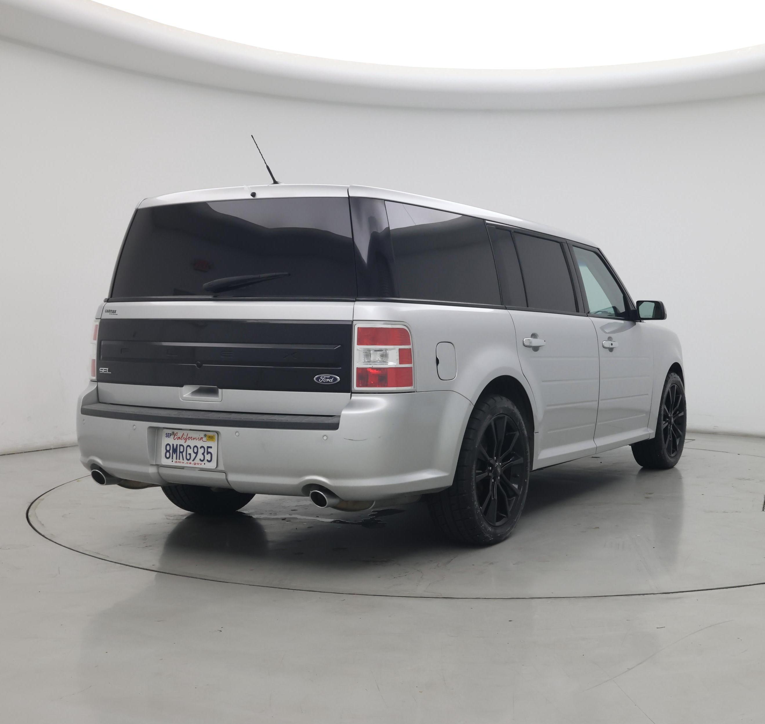 Thumbnail: 2019 Ford Flex - 8