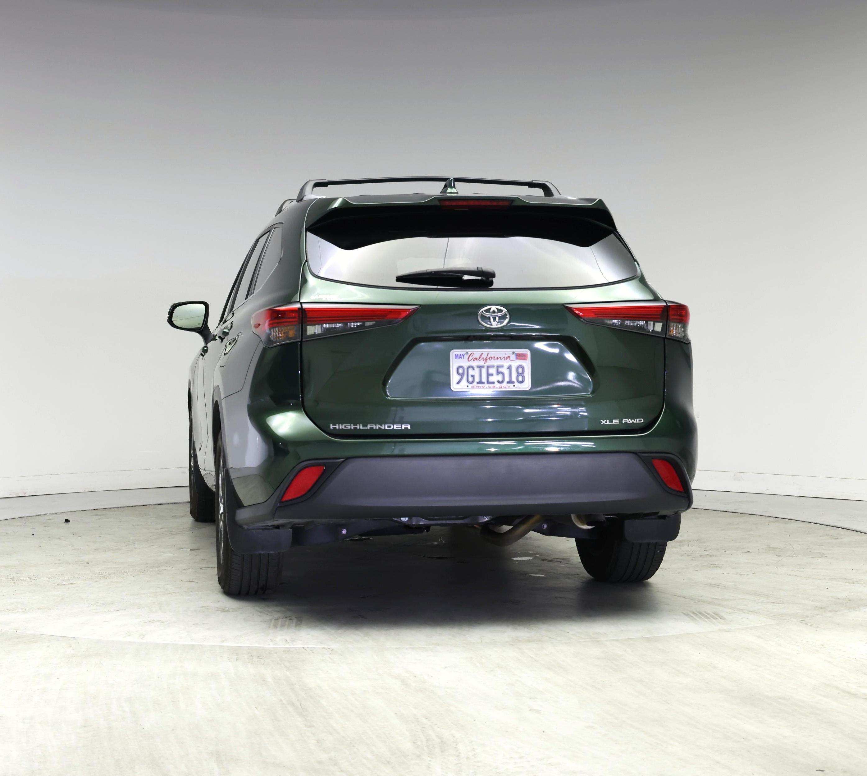 Thumbnail: 2023 Toyota Highlander - 6