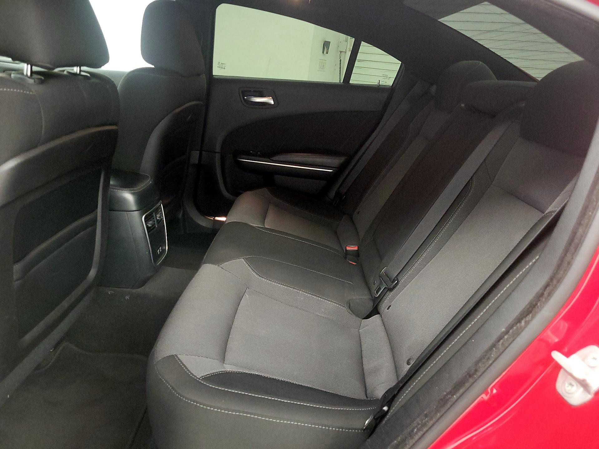 Thumbnail: 2015 Dodge Charger - 20
