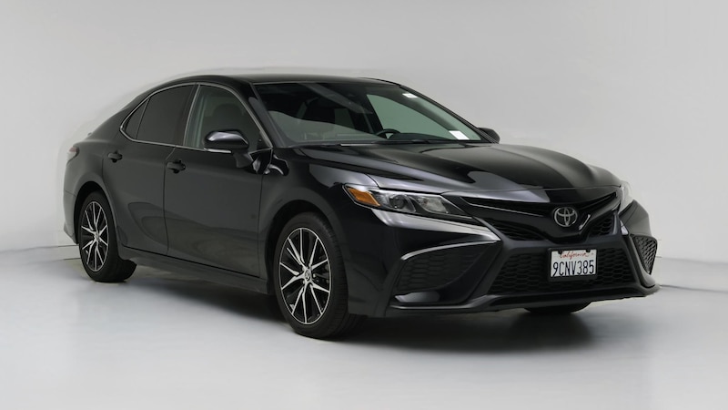 2023 Toyota Camry SE Hero Image