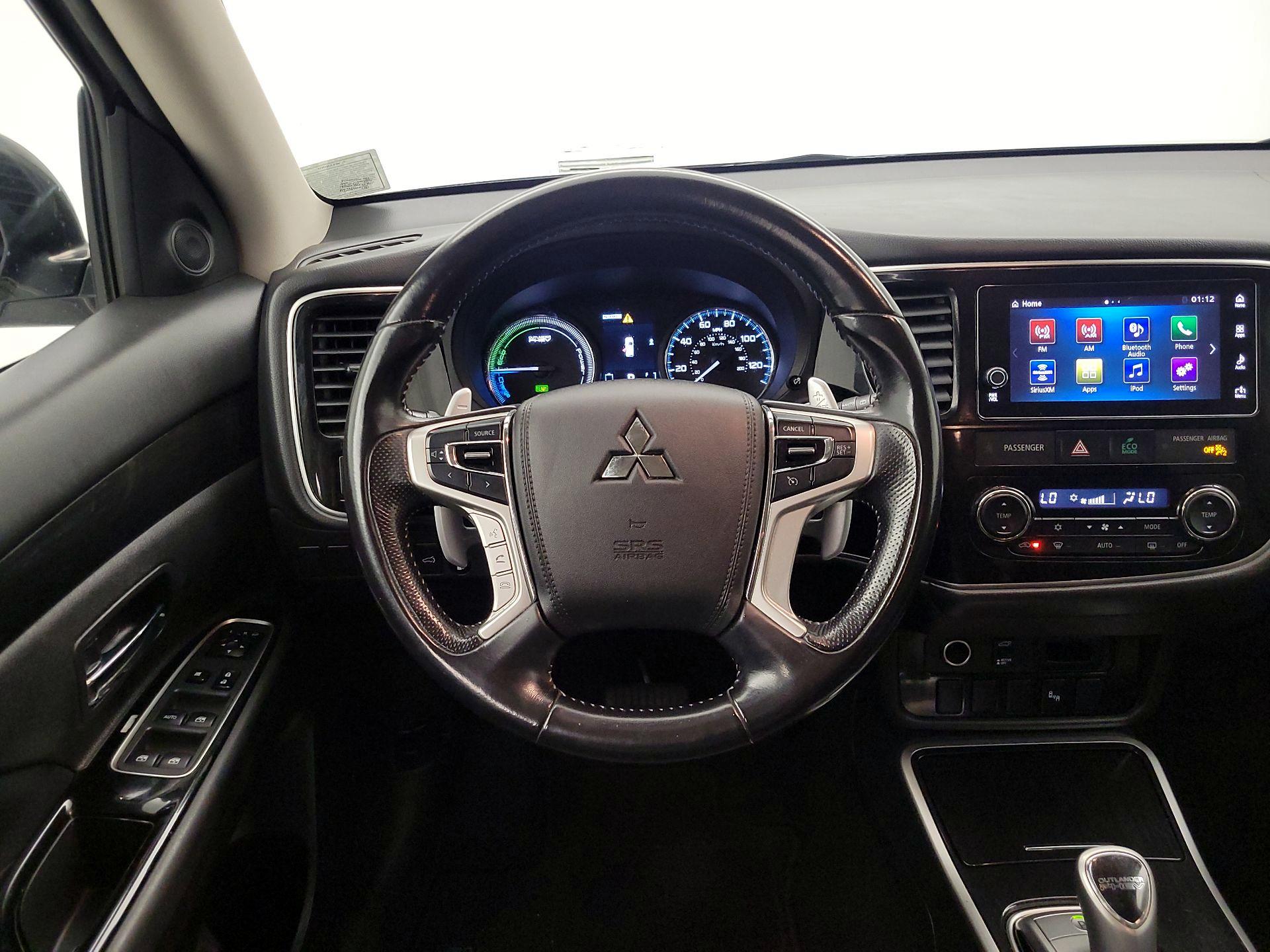 Thumbnail: 2018 Mitsubishi Outlander - 10