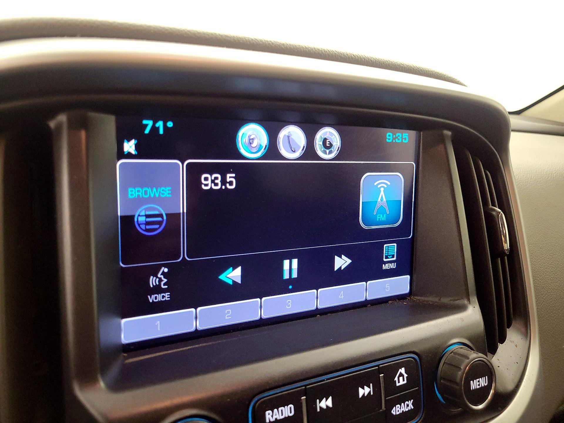 Thumbnail: 2015 Chevrolet Colorado - 15