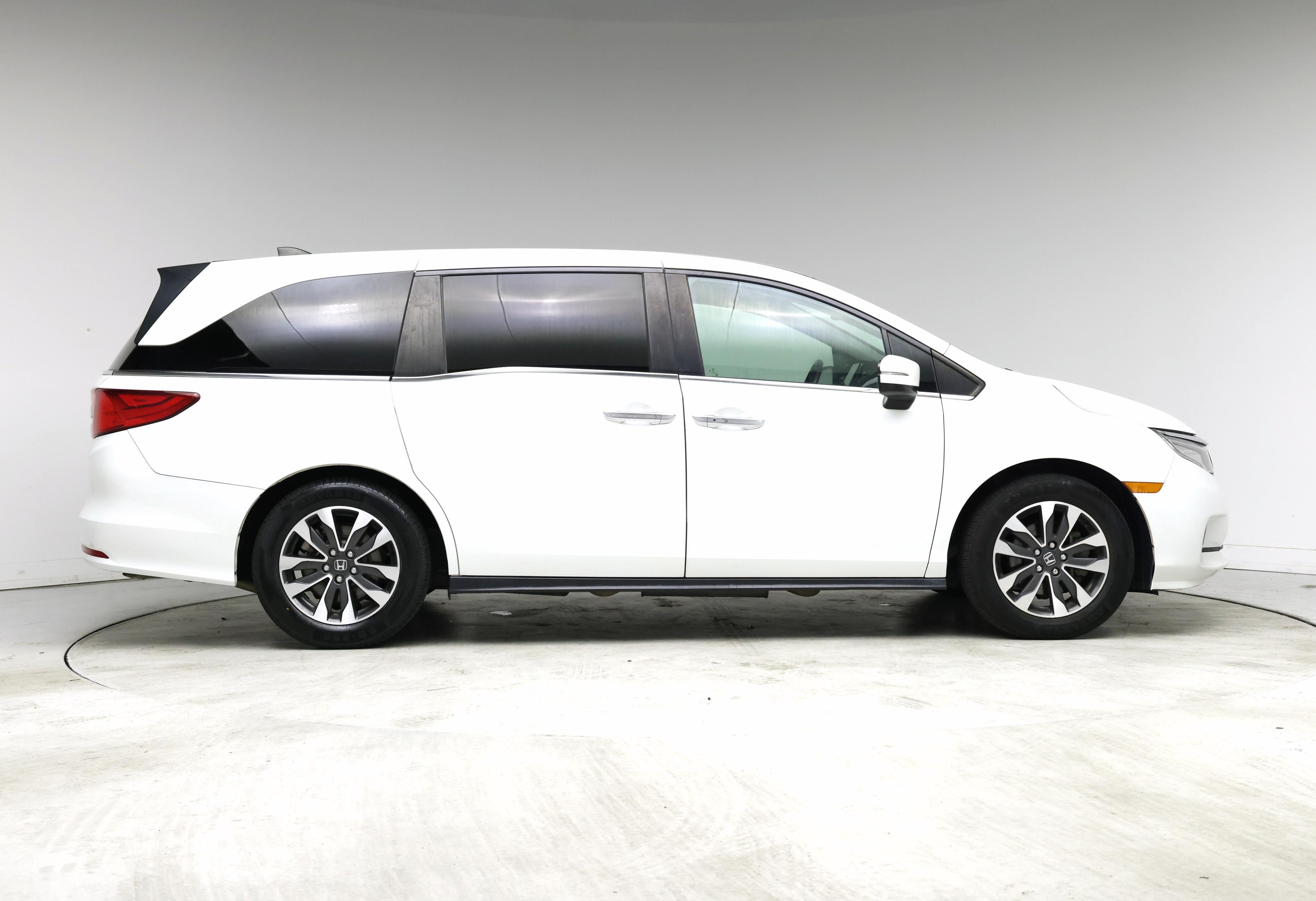 Thumbnail: 2022 Honda Odyssey - 7