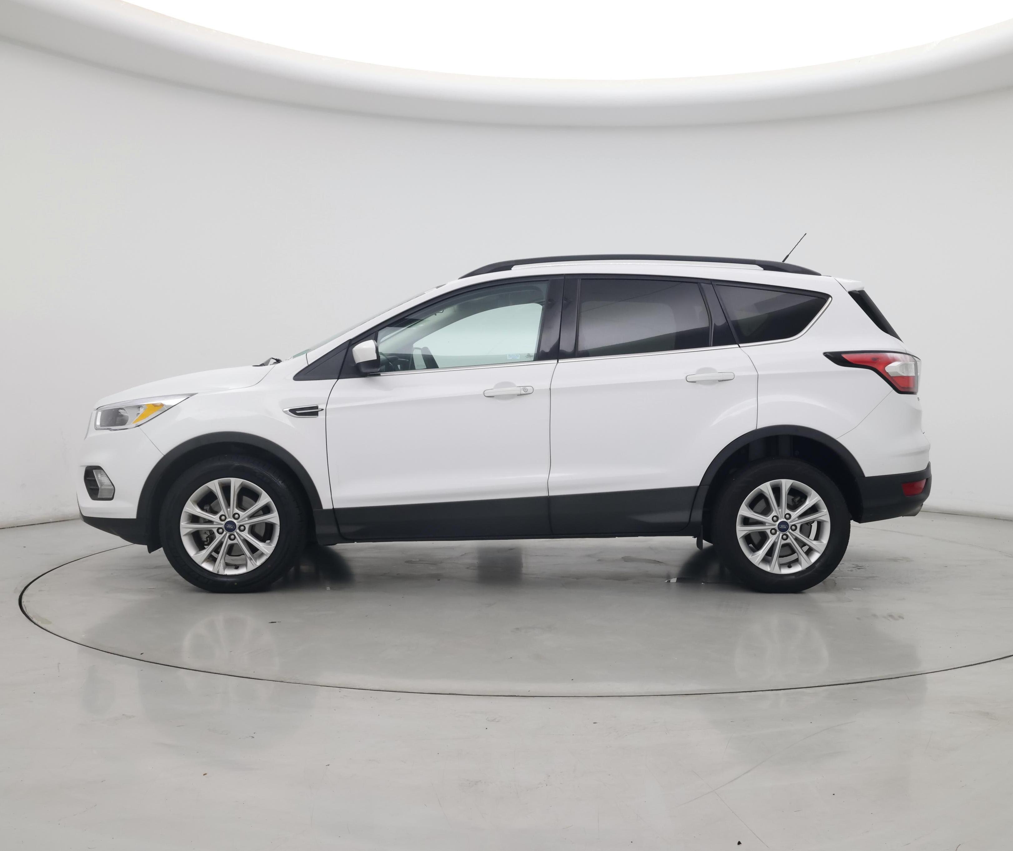 Thumbnail: 2018 Ford Escape - 3