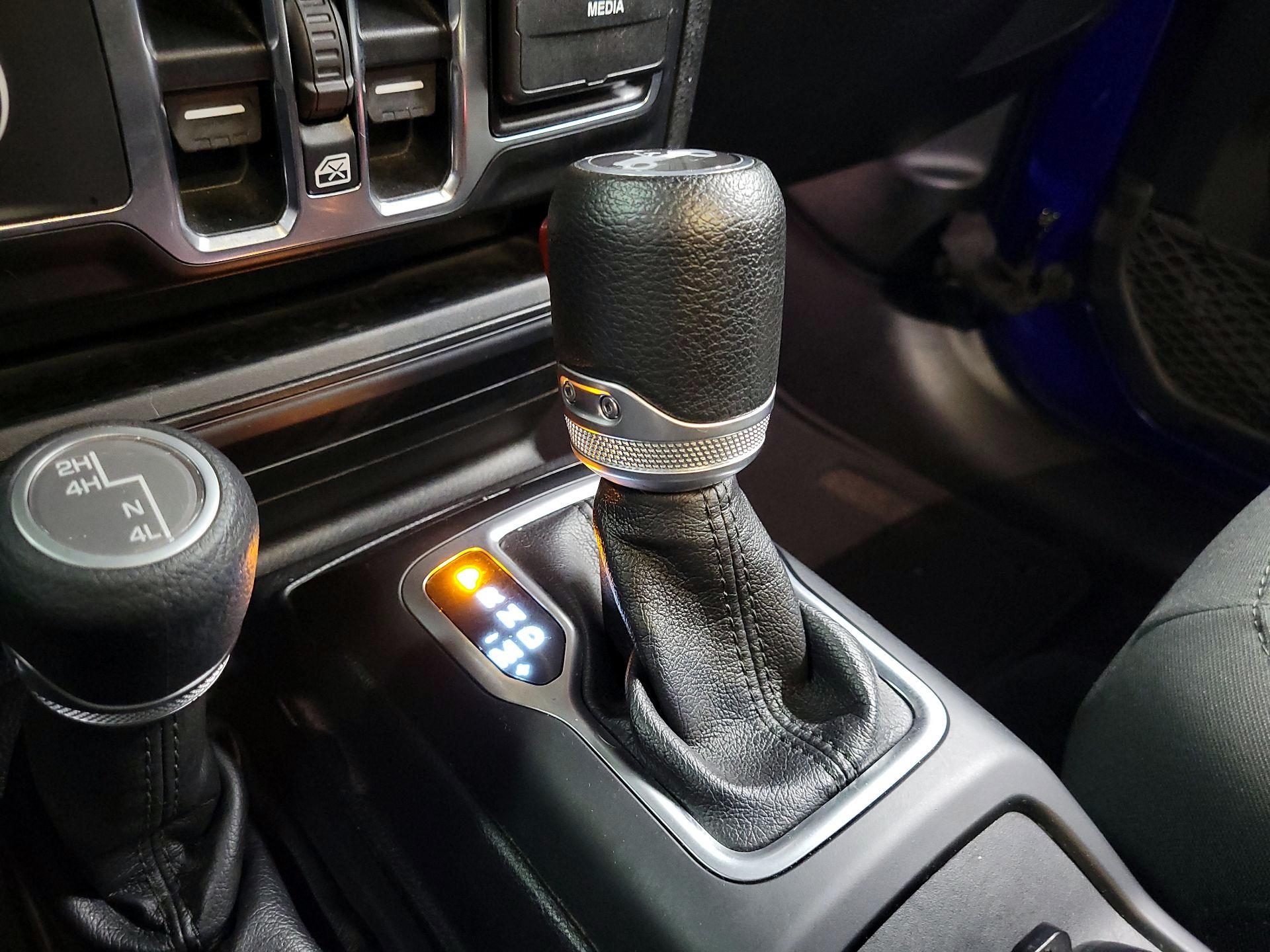 Thumbnail: 2019 Jeep Wrangler - 17