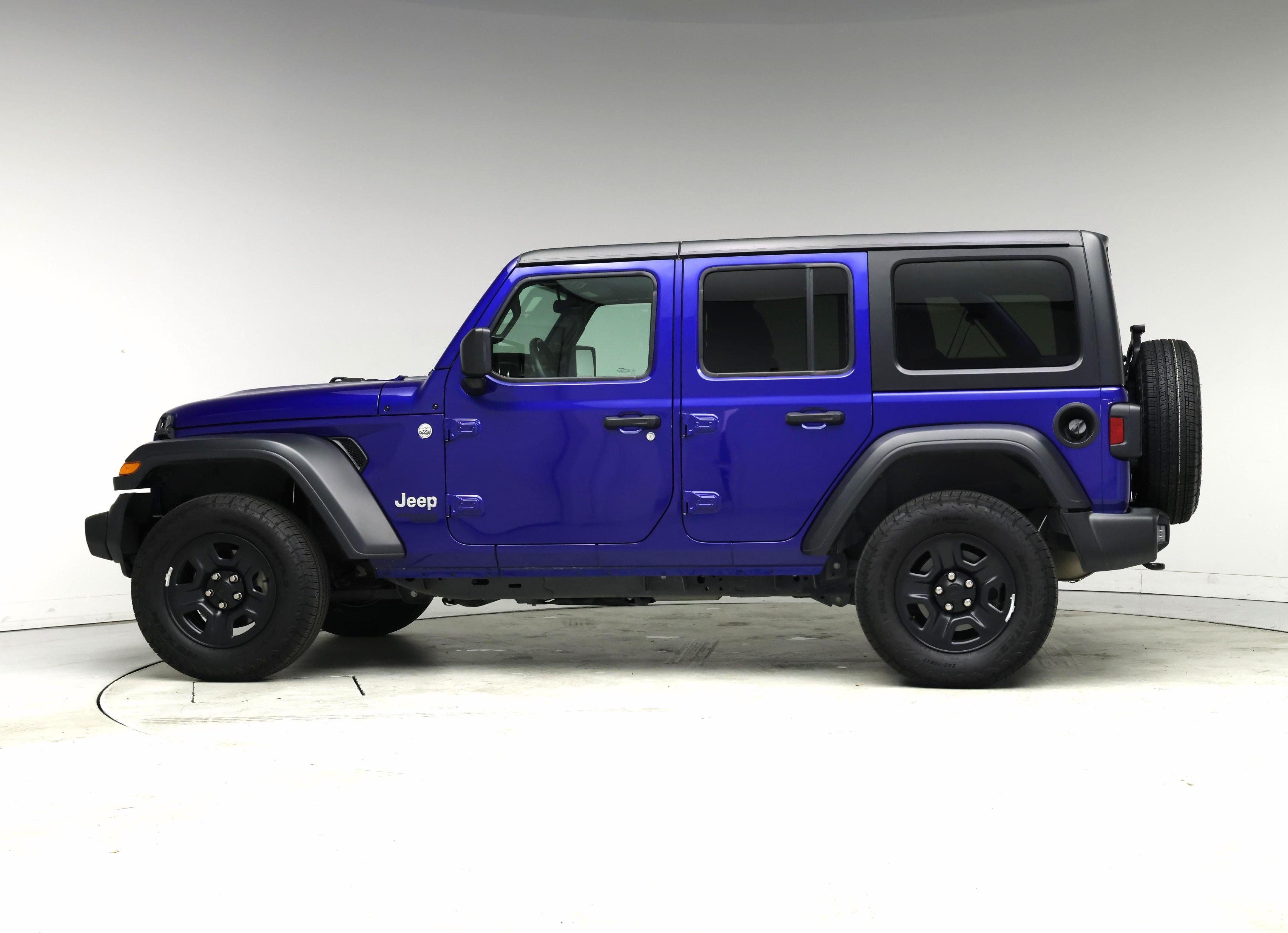 Thumbnail: 2019 Jeep Wrangler - 3