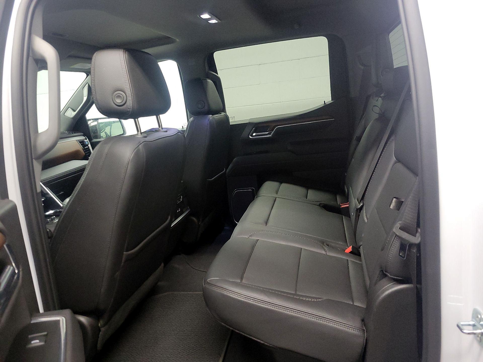 Thumbnail: 2023 GMC Sierra 1500 - 19